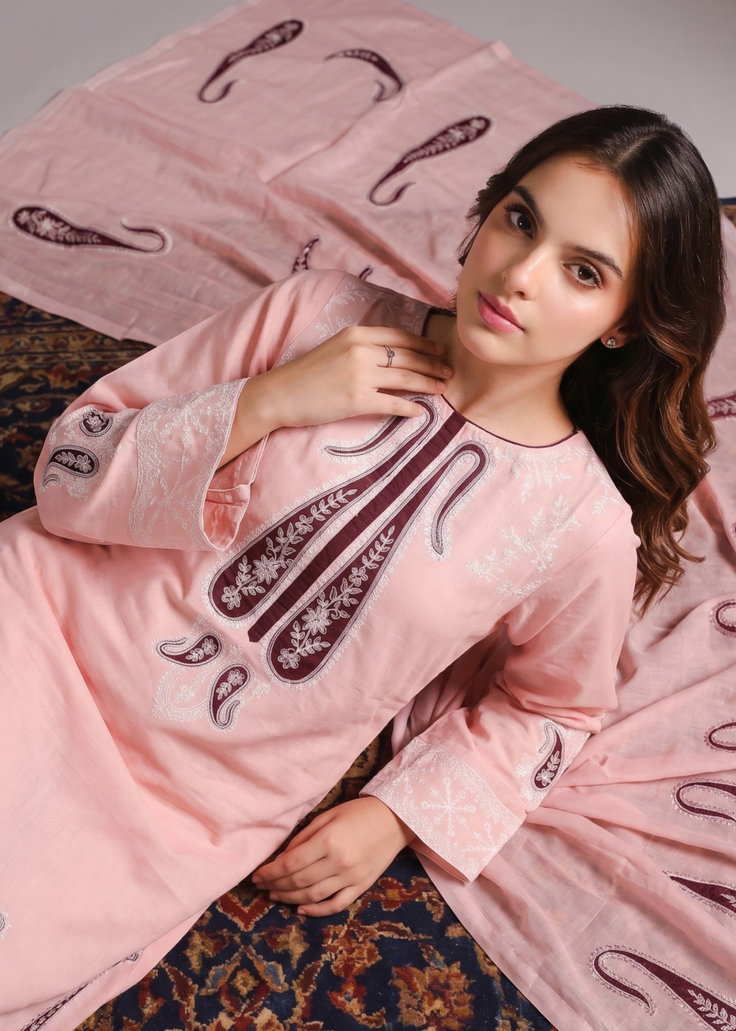 lawn cotton Kurta Set in Pink