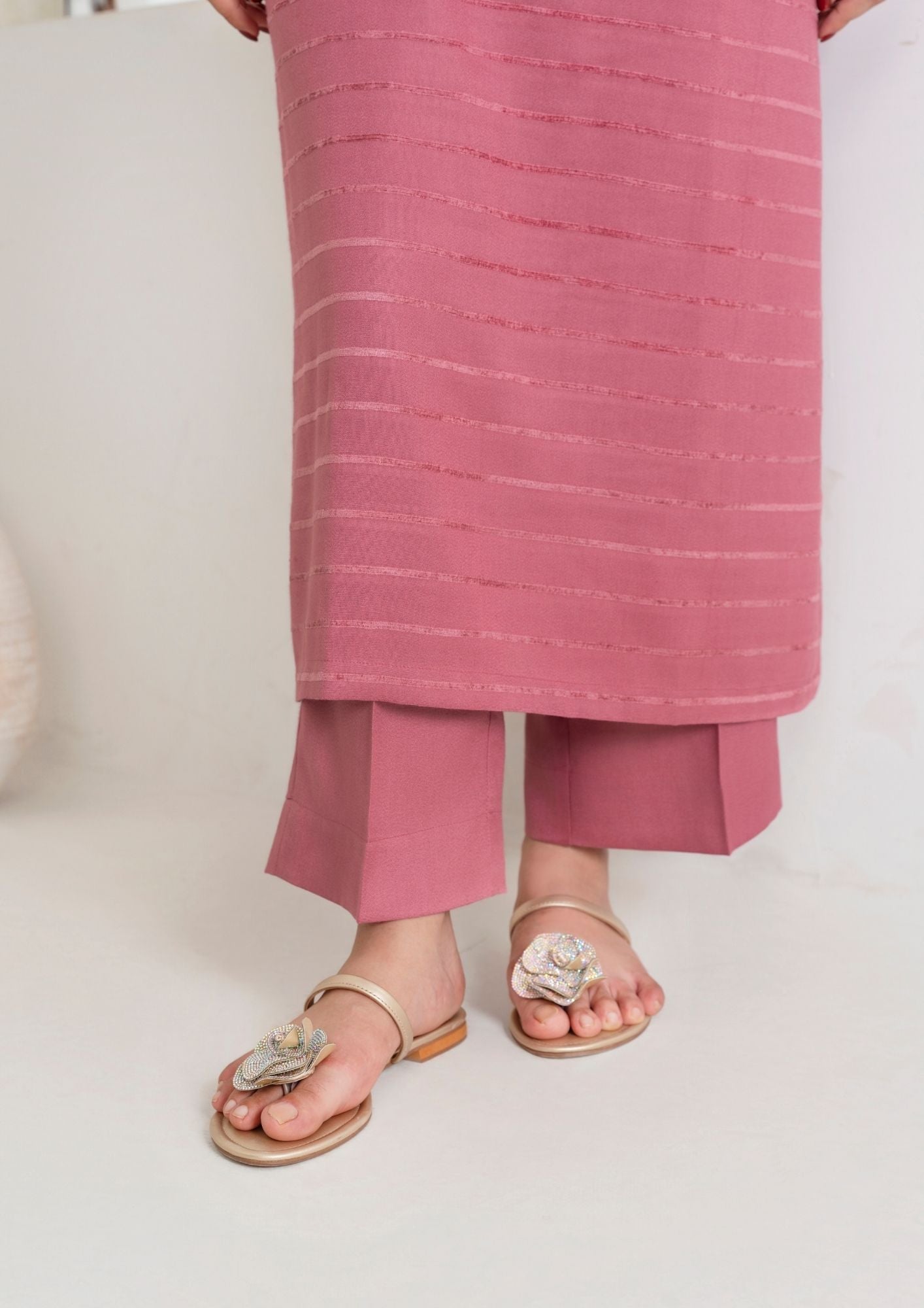 dhanak wool Kurta Set in Tea rose pink