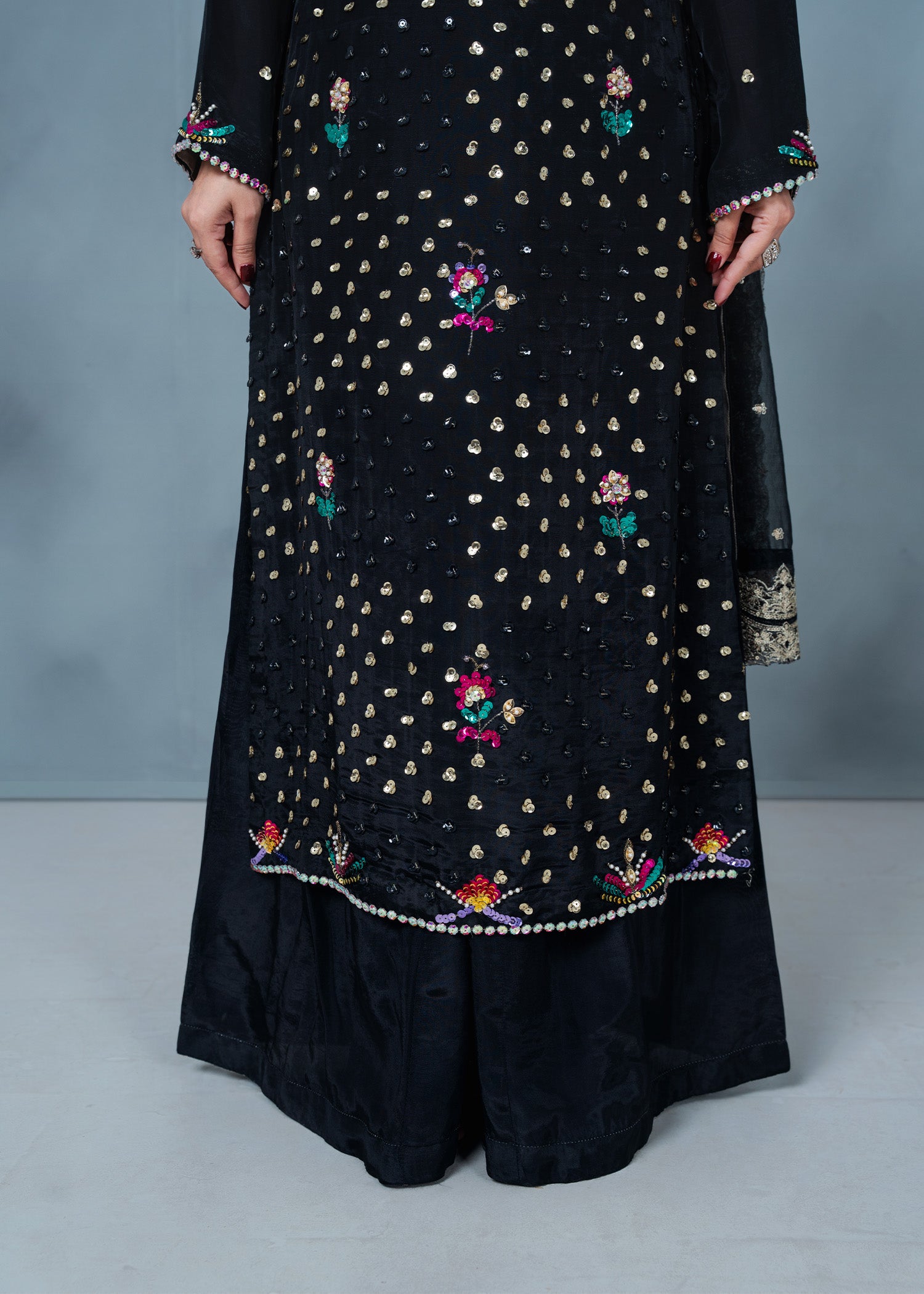 tissue silk Sharara in Black