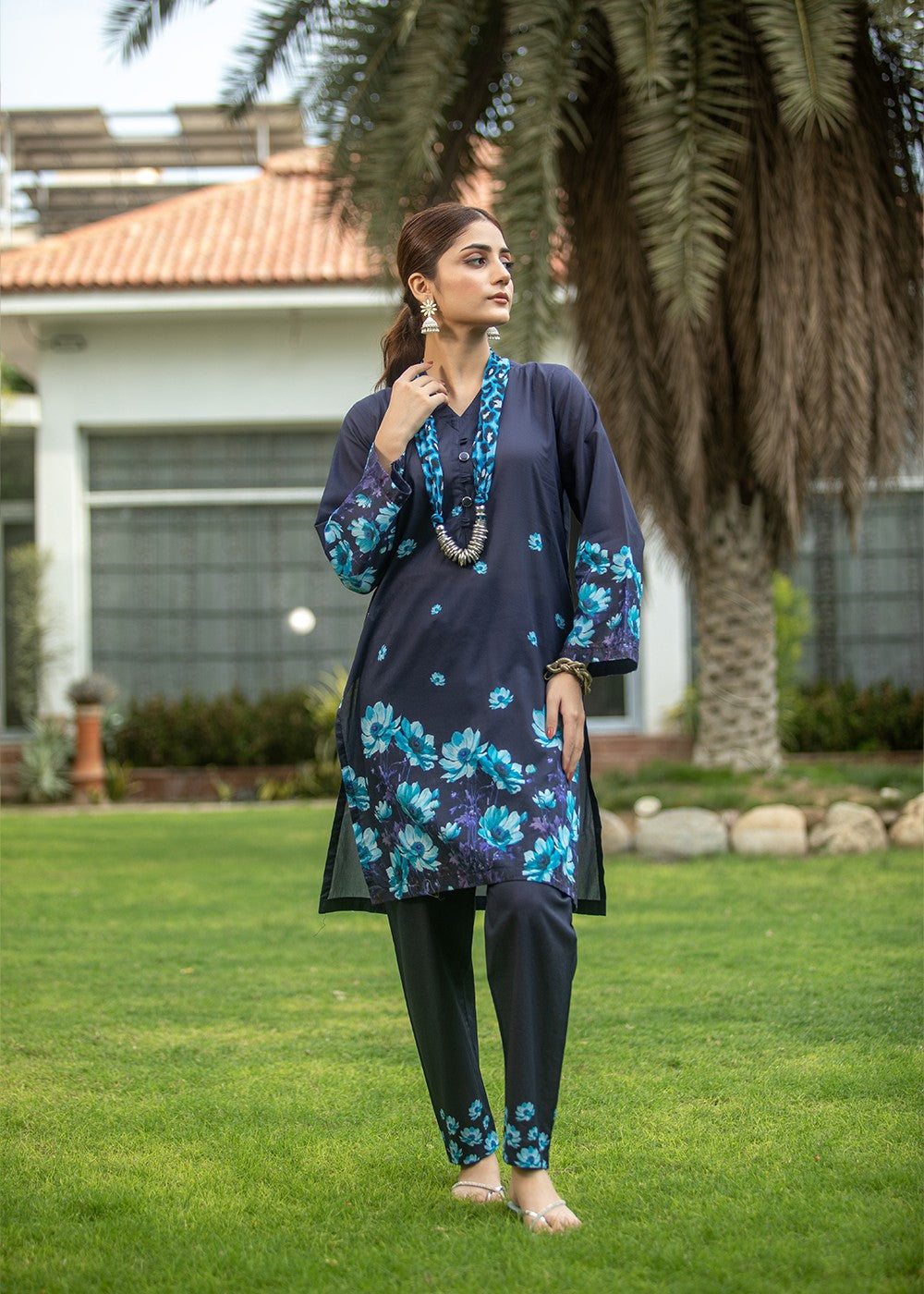 lawn Kurta Set in Dark blue