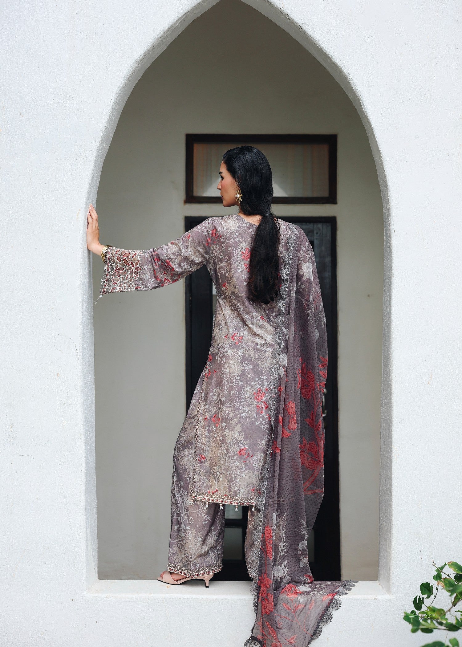 crepe silk Kurta Set in Multi