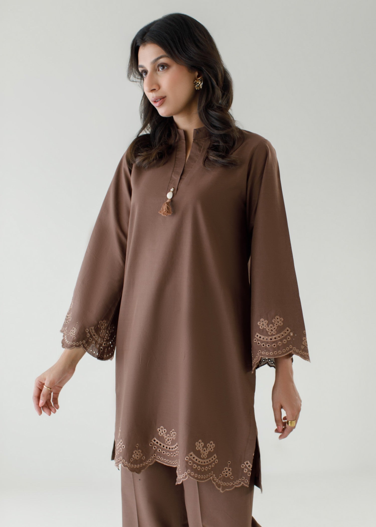 schiffli Kurta Set in Mocha brown