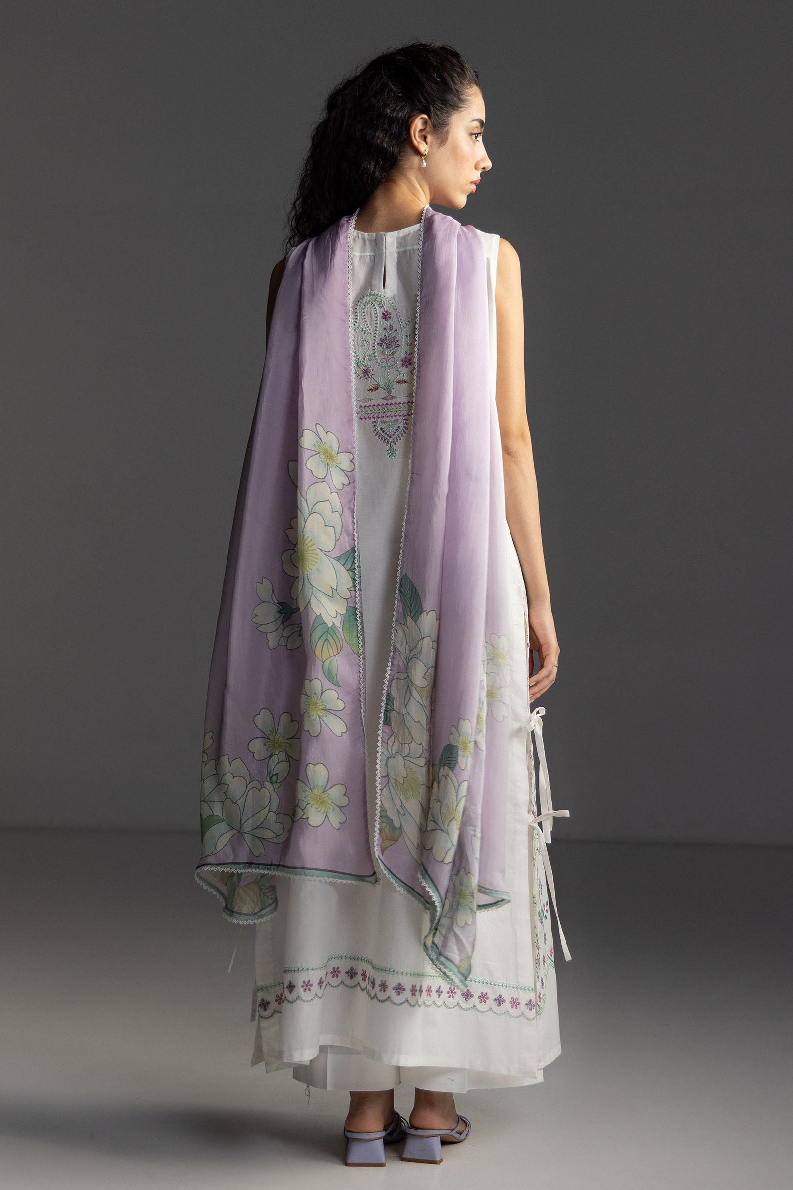 Coco Lawn Edit – Veya-7A