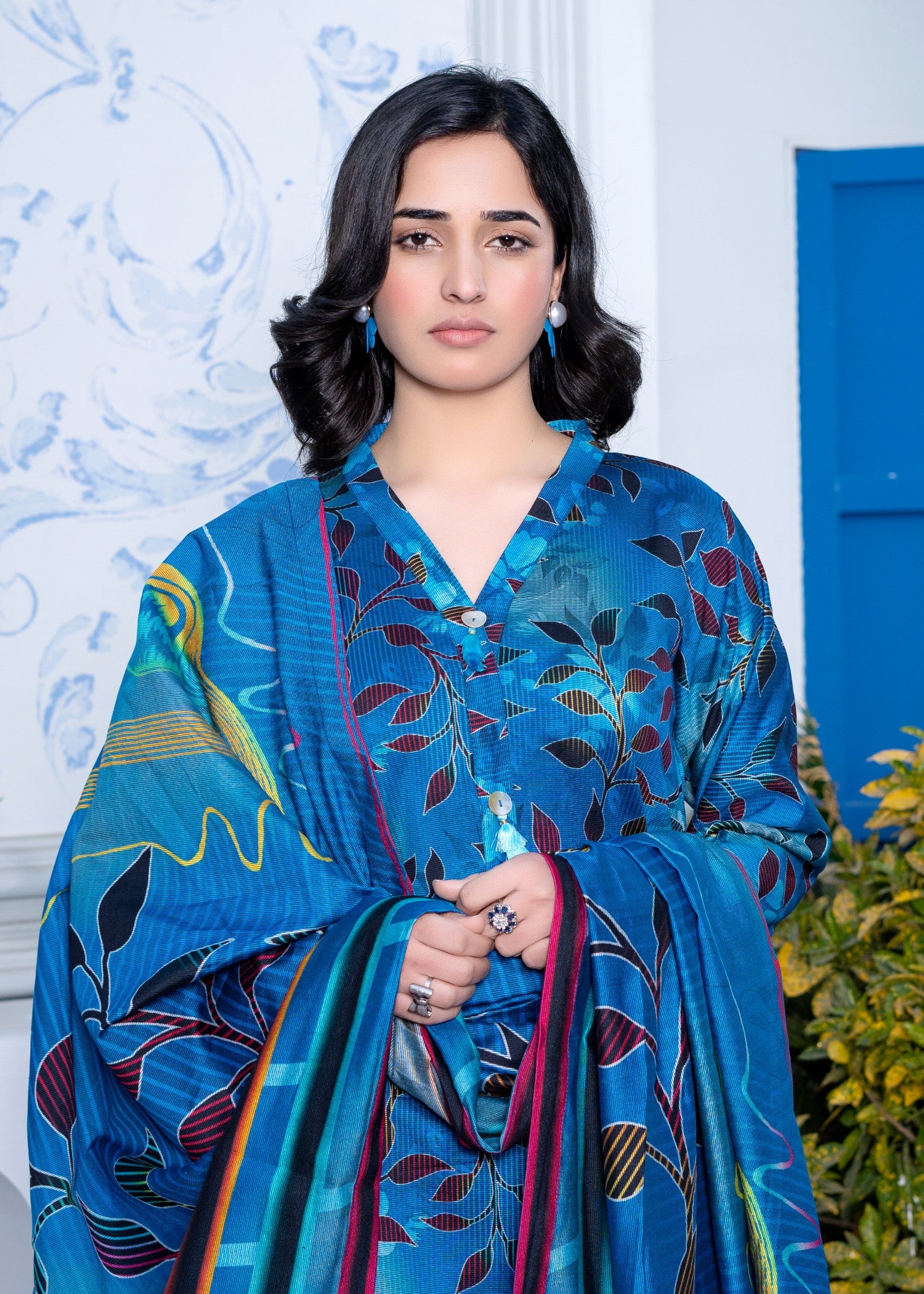khaddi net Kurta Set in Sapphire blue