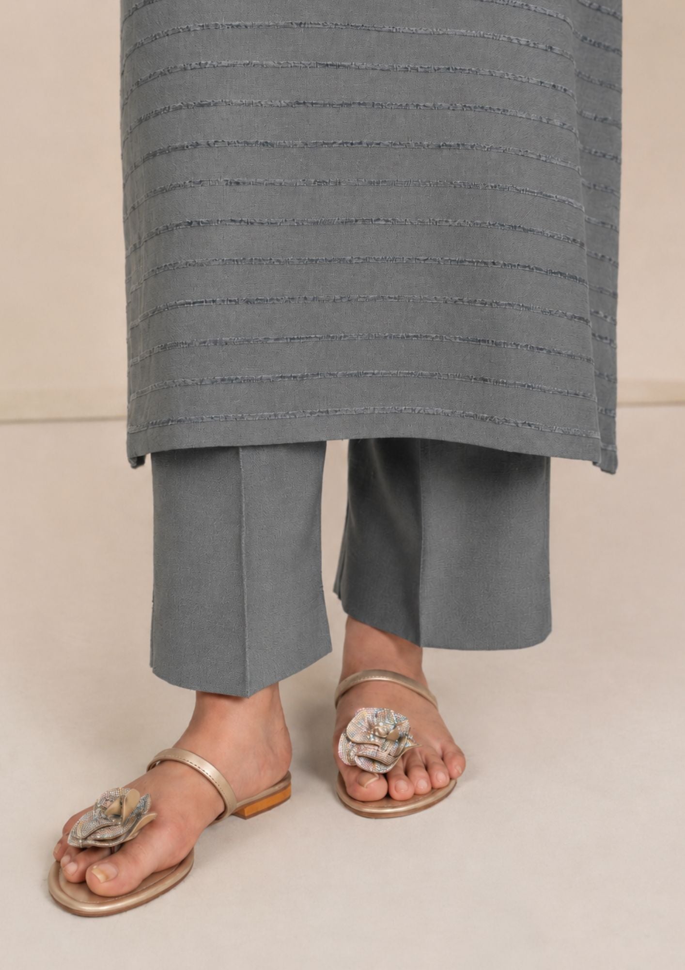 dhanak wool Kurta Set in Grey