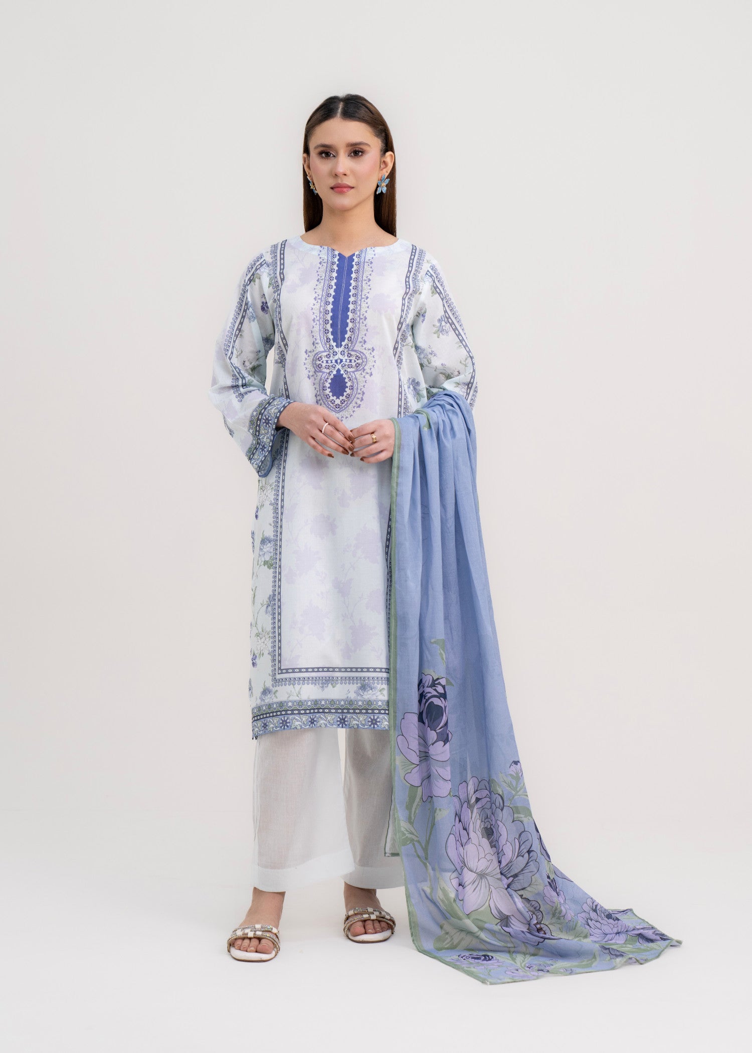 lawn Unstitched in Periwinkle, cloud blue