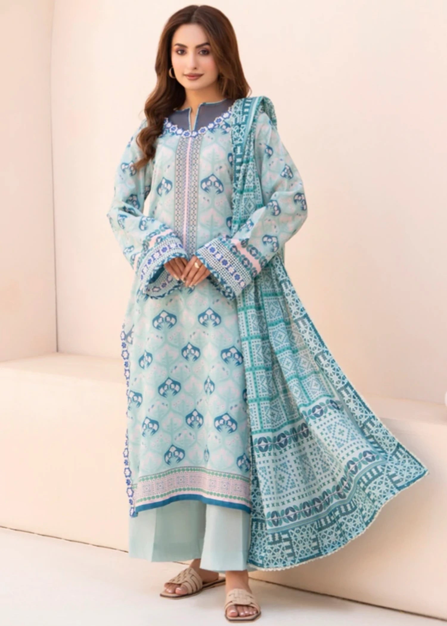 lawn Unstitched in Turquoise