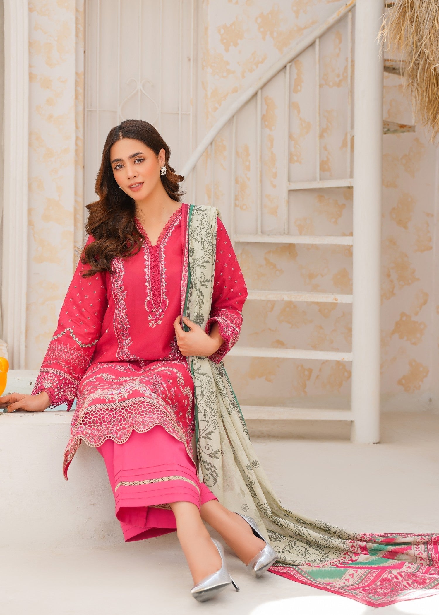 lawn Kurta Set in Raspberry pink