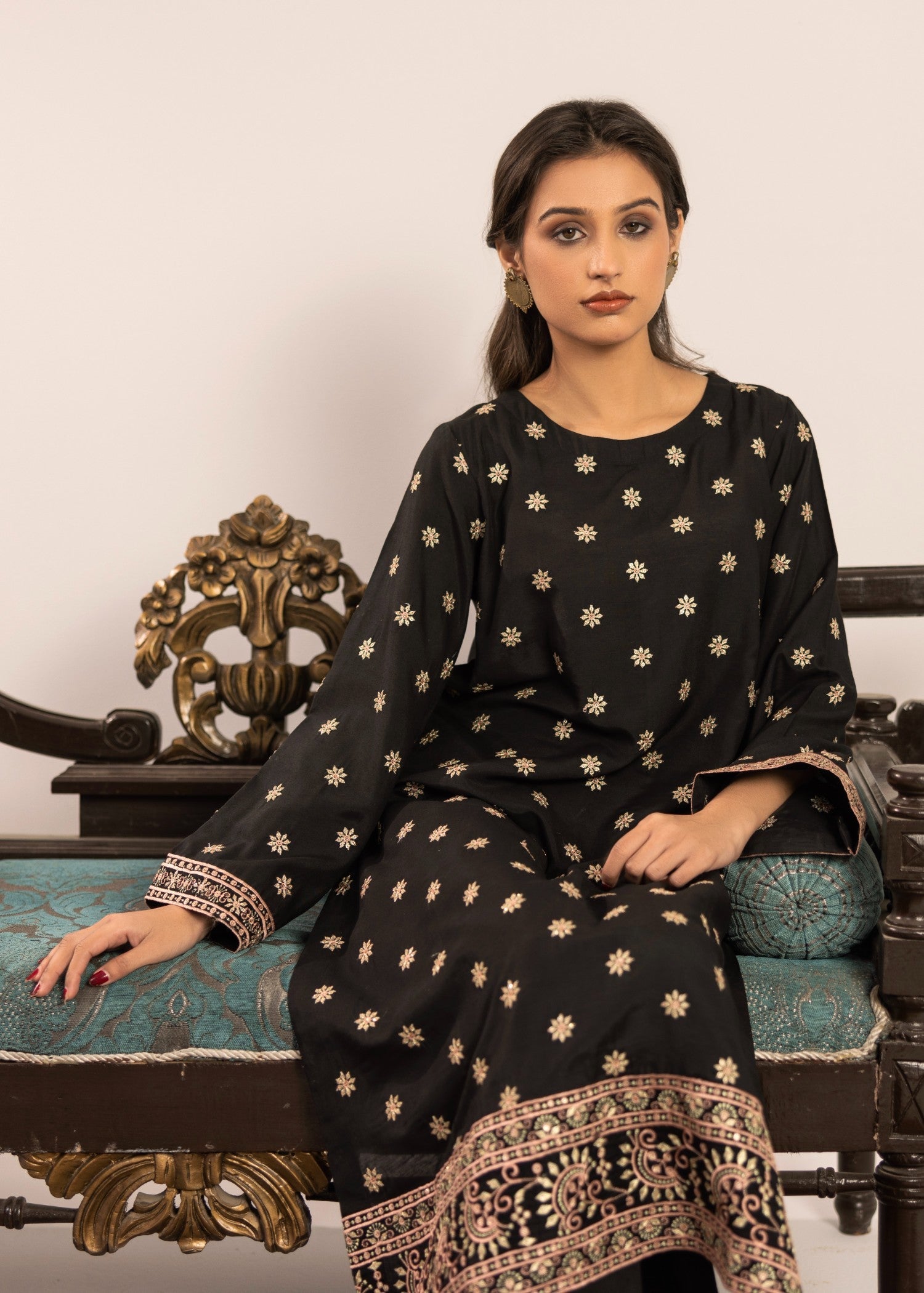 chambray Kurta Set in Black