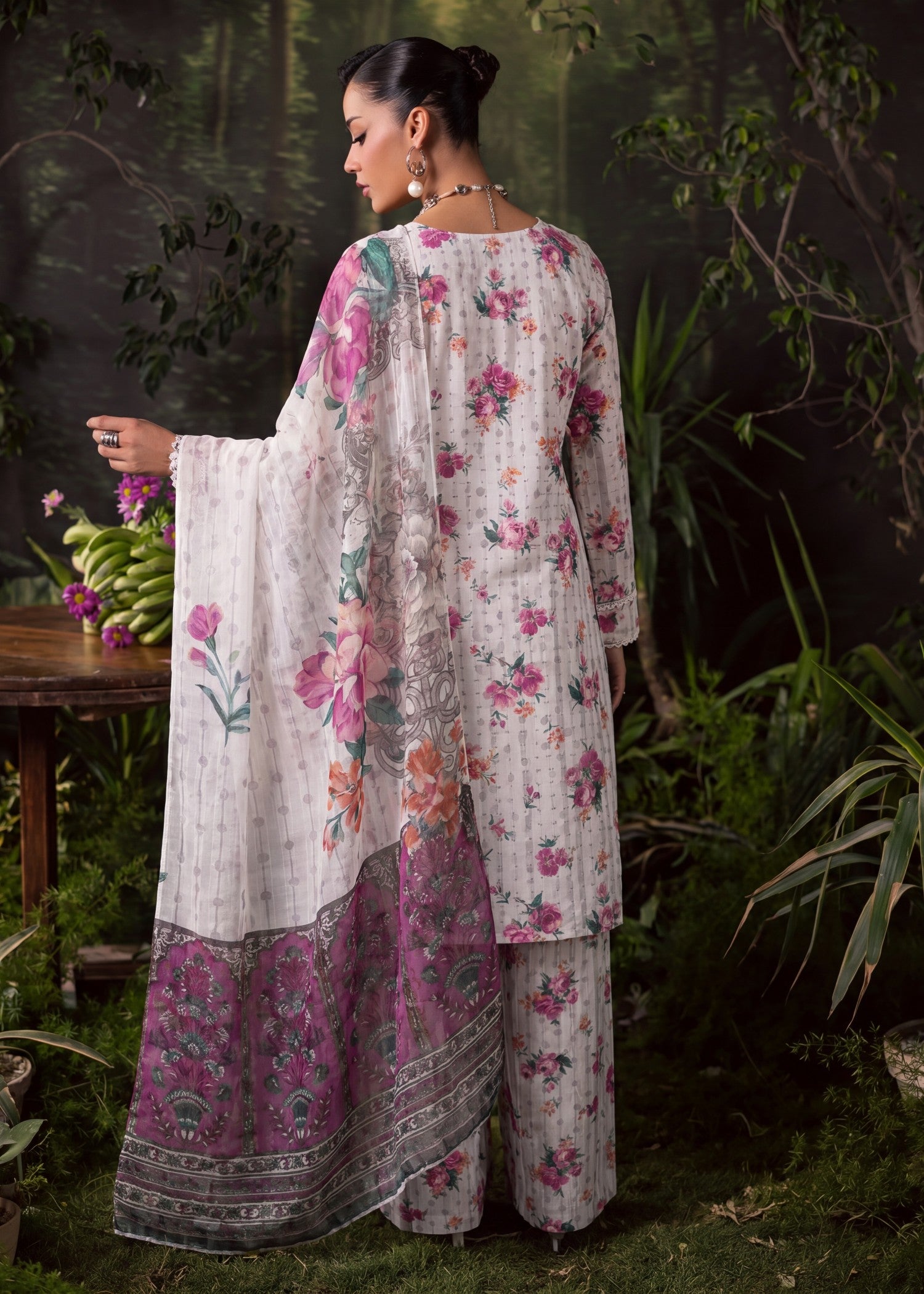 textured lawn Kurta Set in Ivory