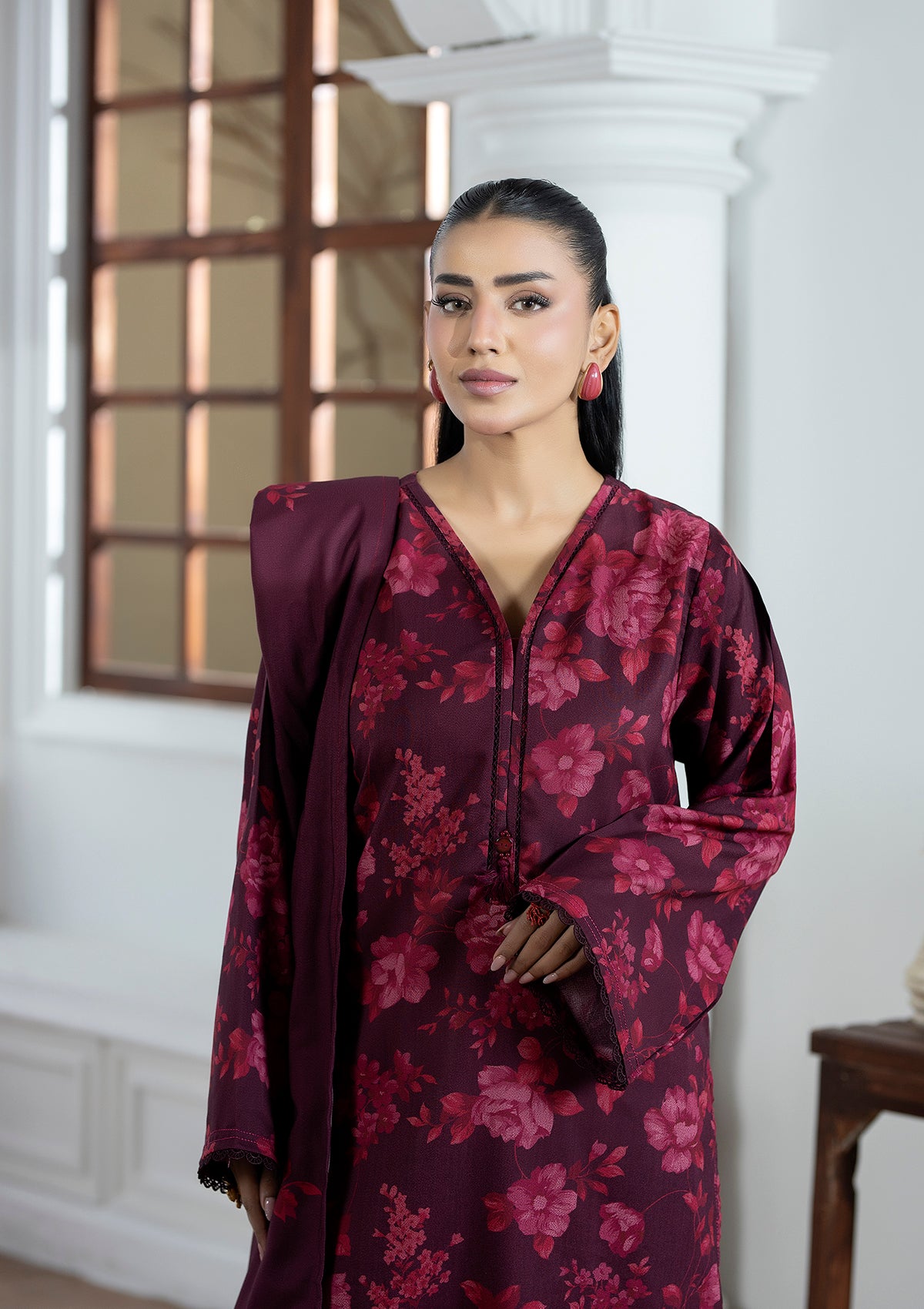 dhanak Kurta Set in Blood red