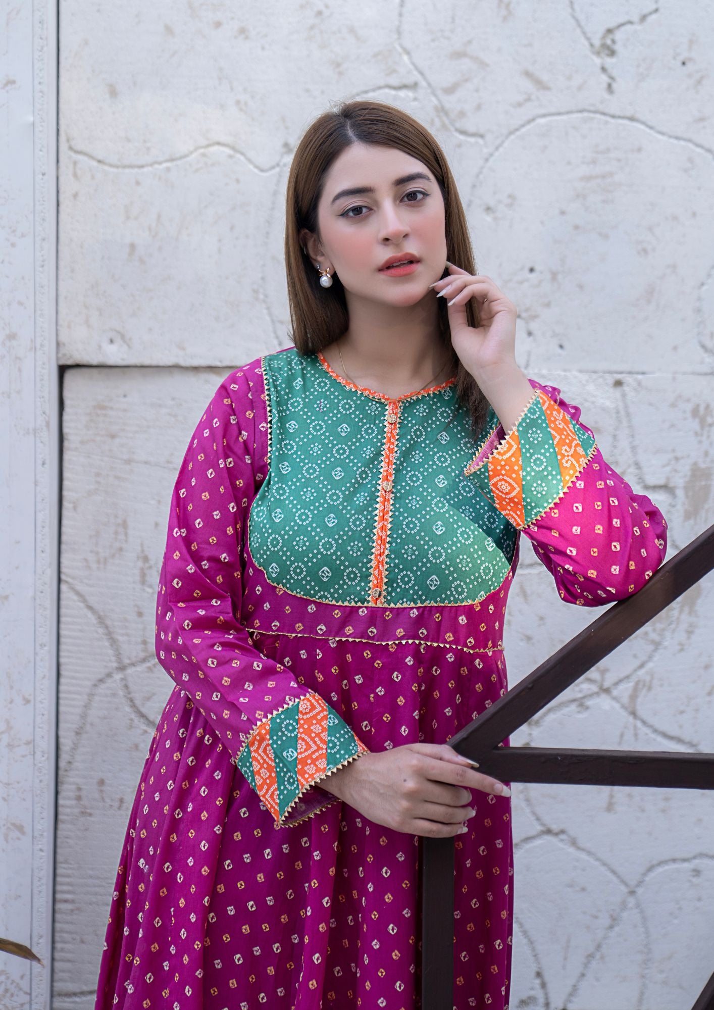 lawn Pishwas in Sea green, magenta haze