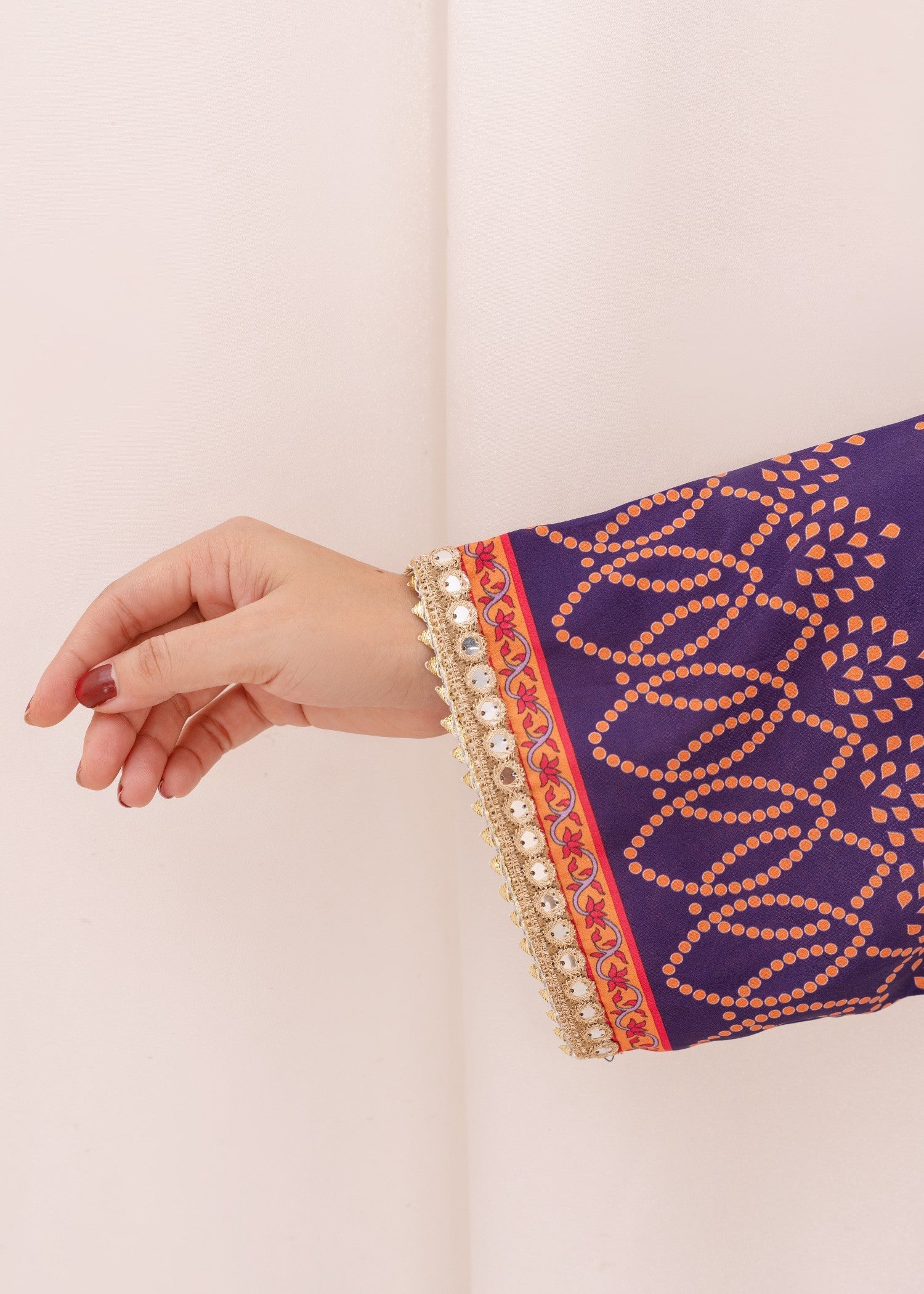 silk crepe Kurta Set in Blue, multi