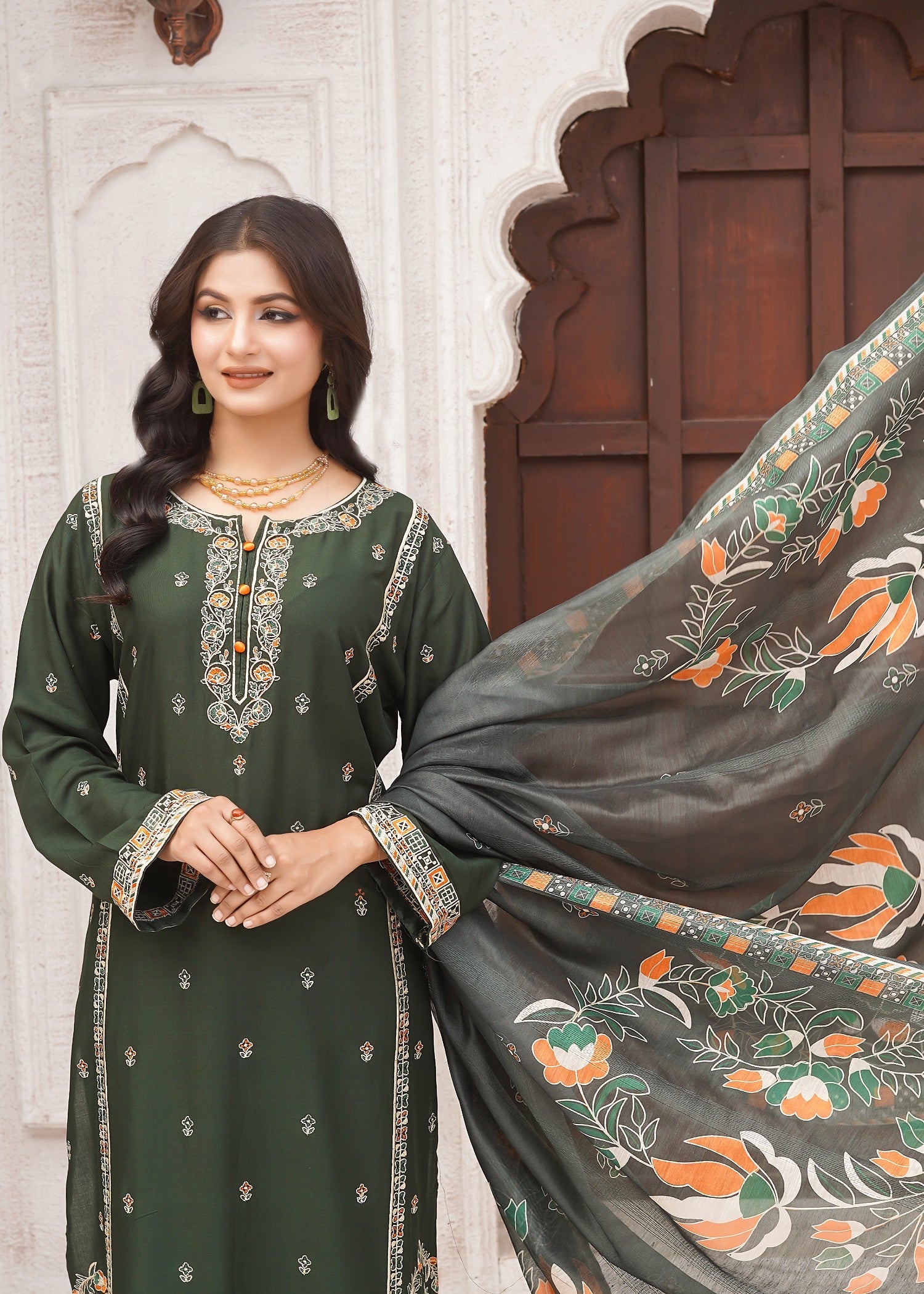 arabic lawn Kurta Set in Olive green