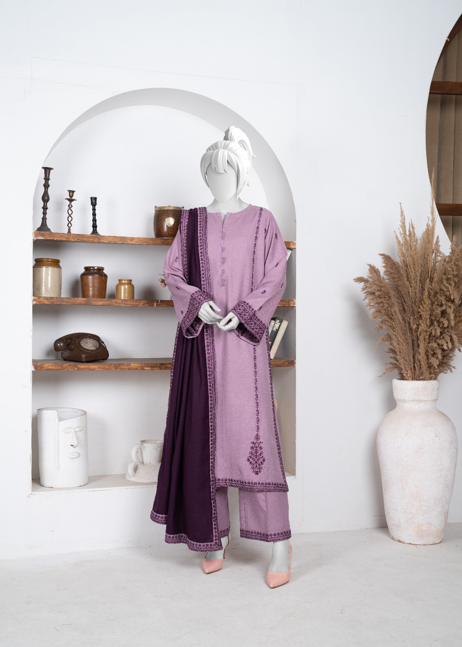 karandi Kurta Set in Lilac
