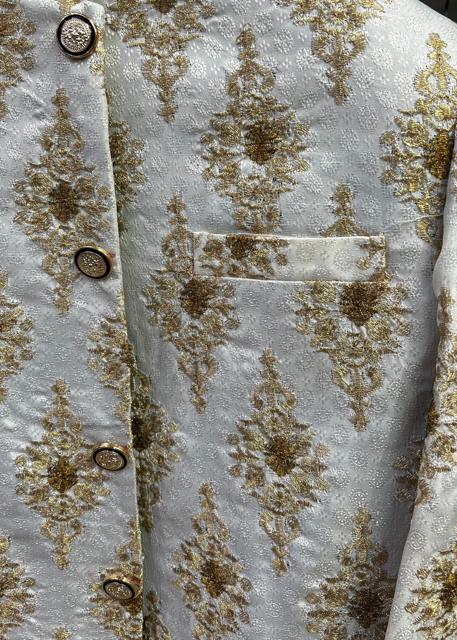 jamawar Prince Coat in White, gold