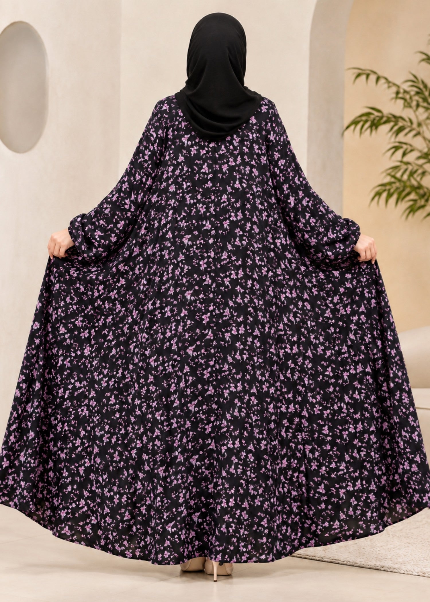 crepe georgette Abaya in Black, pink