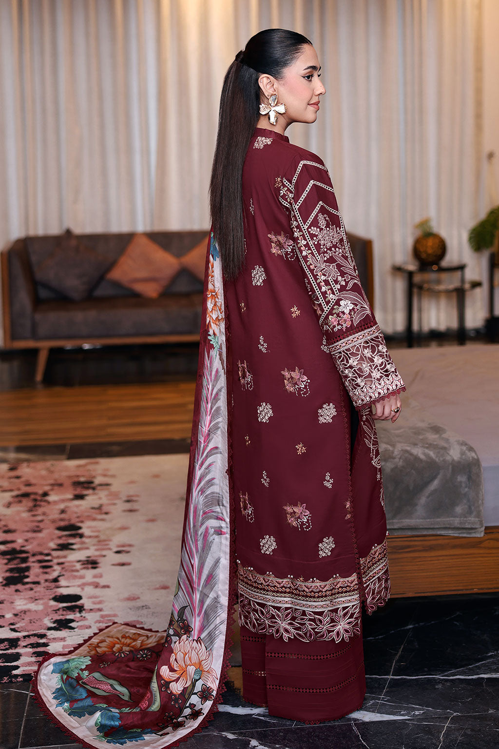 Andaaz Luxury Lawn – Z-1406