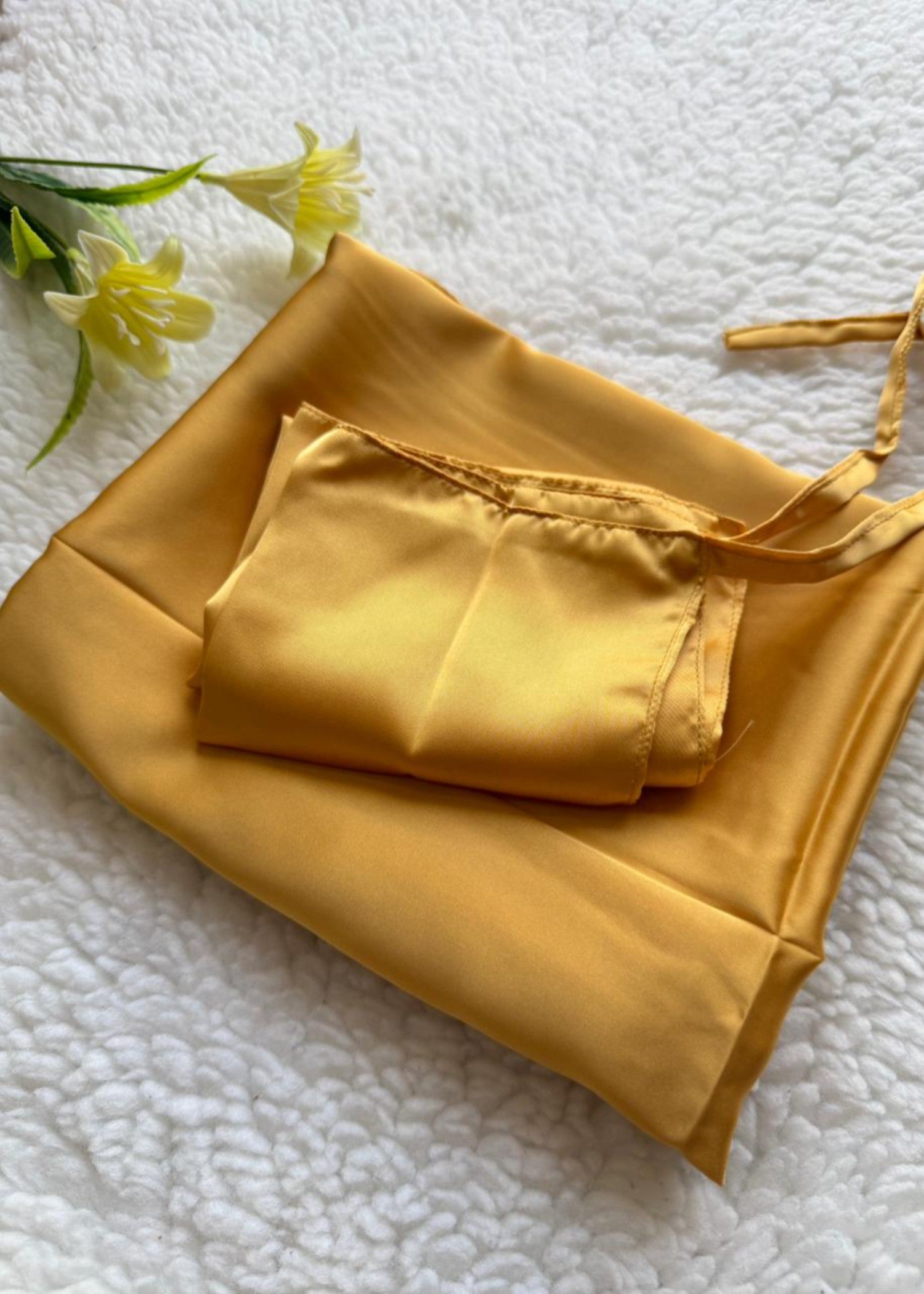 satin silk Veil in Saffron