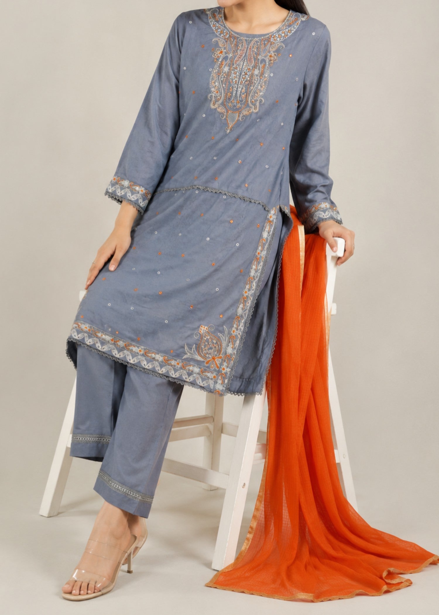 lawn Kurta Set in Pastel grey