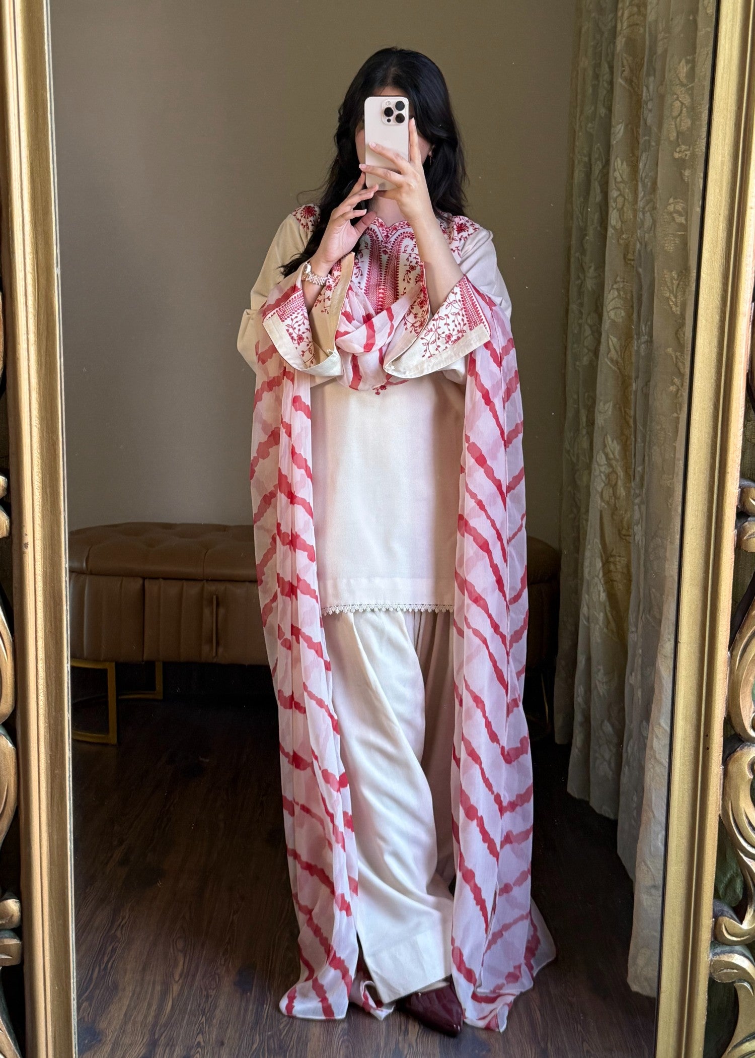 lawn cotton Kurta Set in Red, ivory