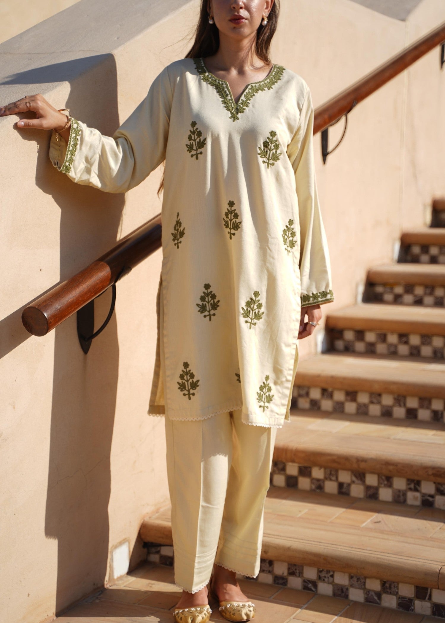 karandi Kurta Set in Cream