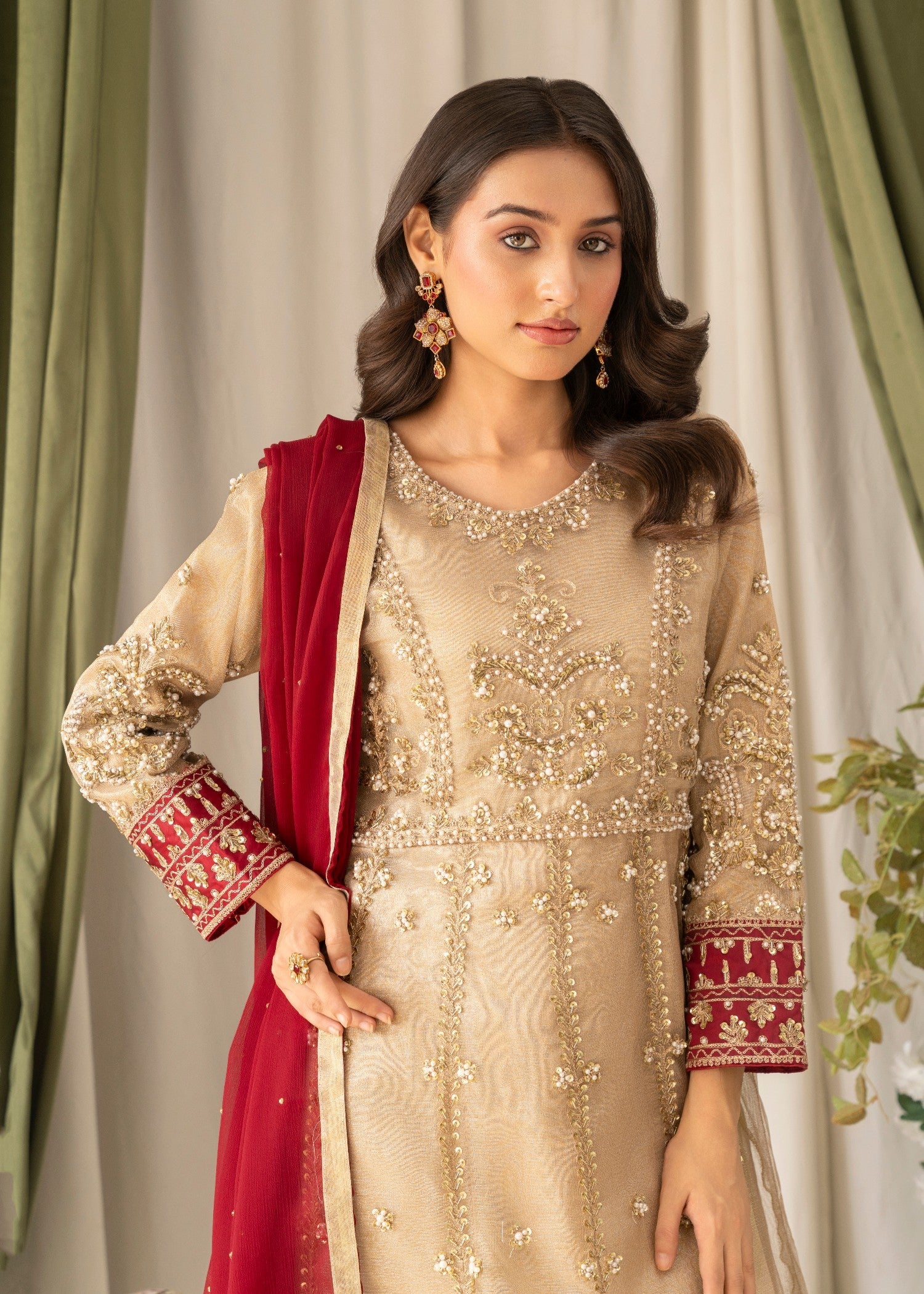 zari net Maxi in Golden brown