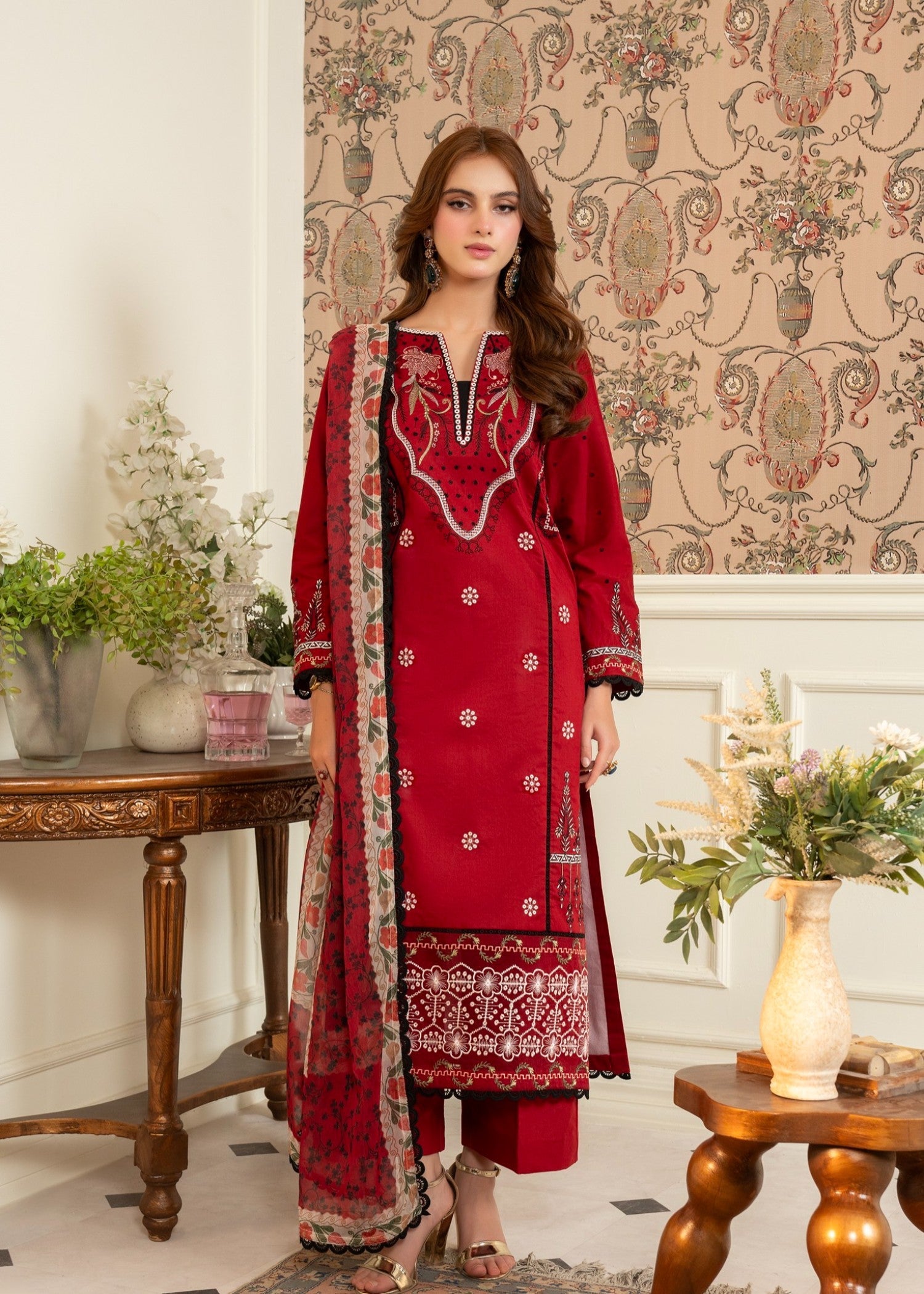 lawn cotton Kurta Set in Red