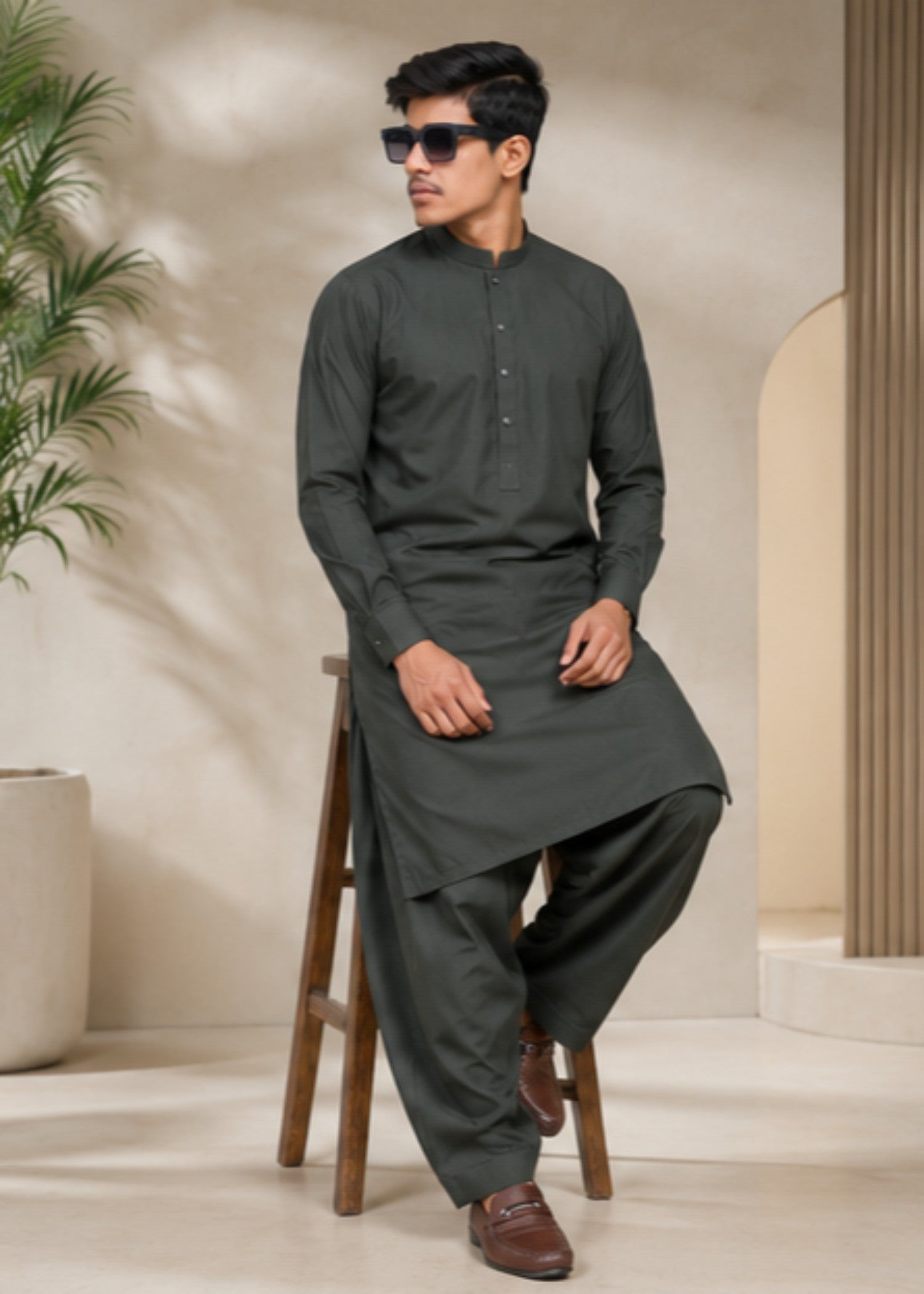 wash & wear Shalwar Kameez in Dark green