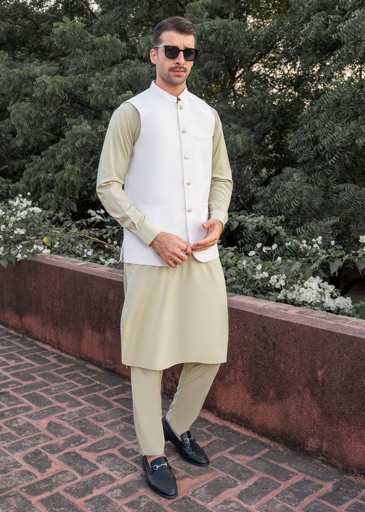 wash & wear Waistcoat in Mint green
