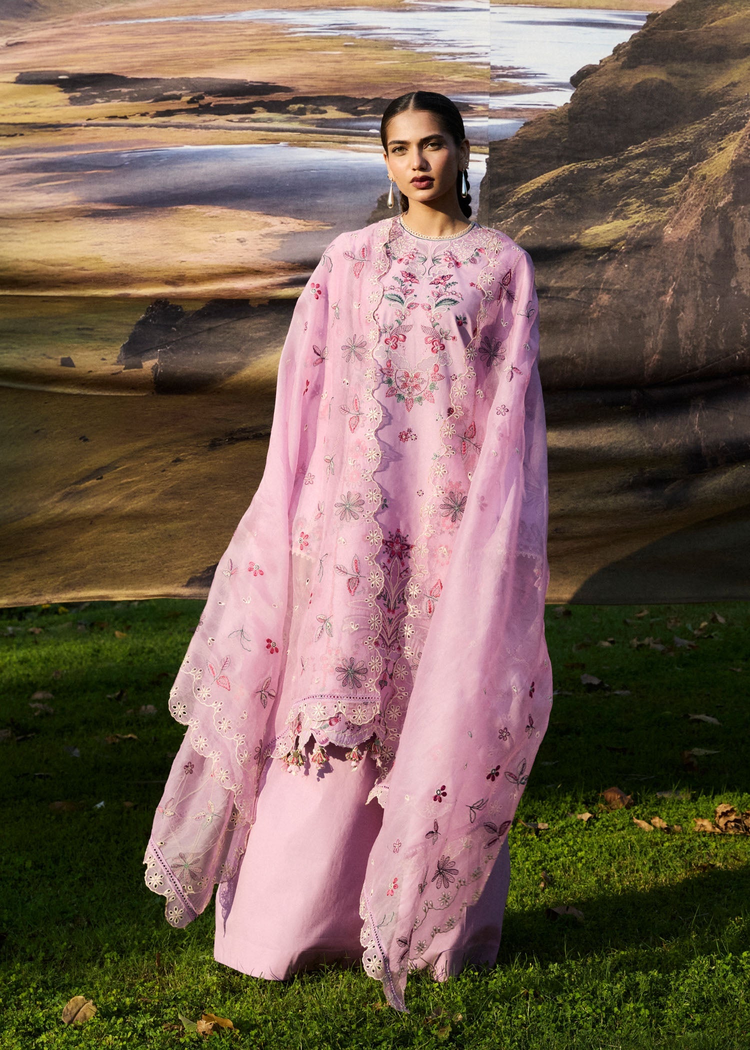 Zan Festive Luxury Lawn – Elfa