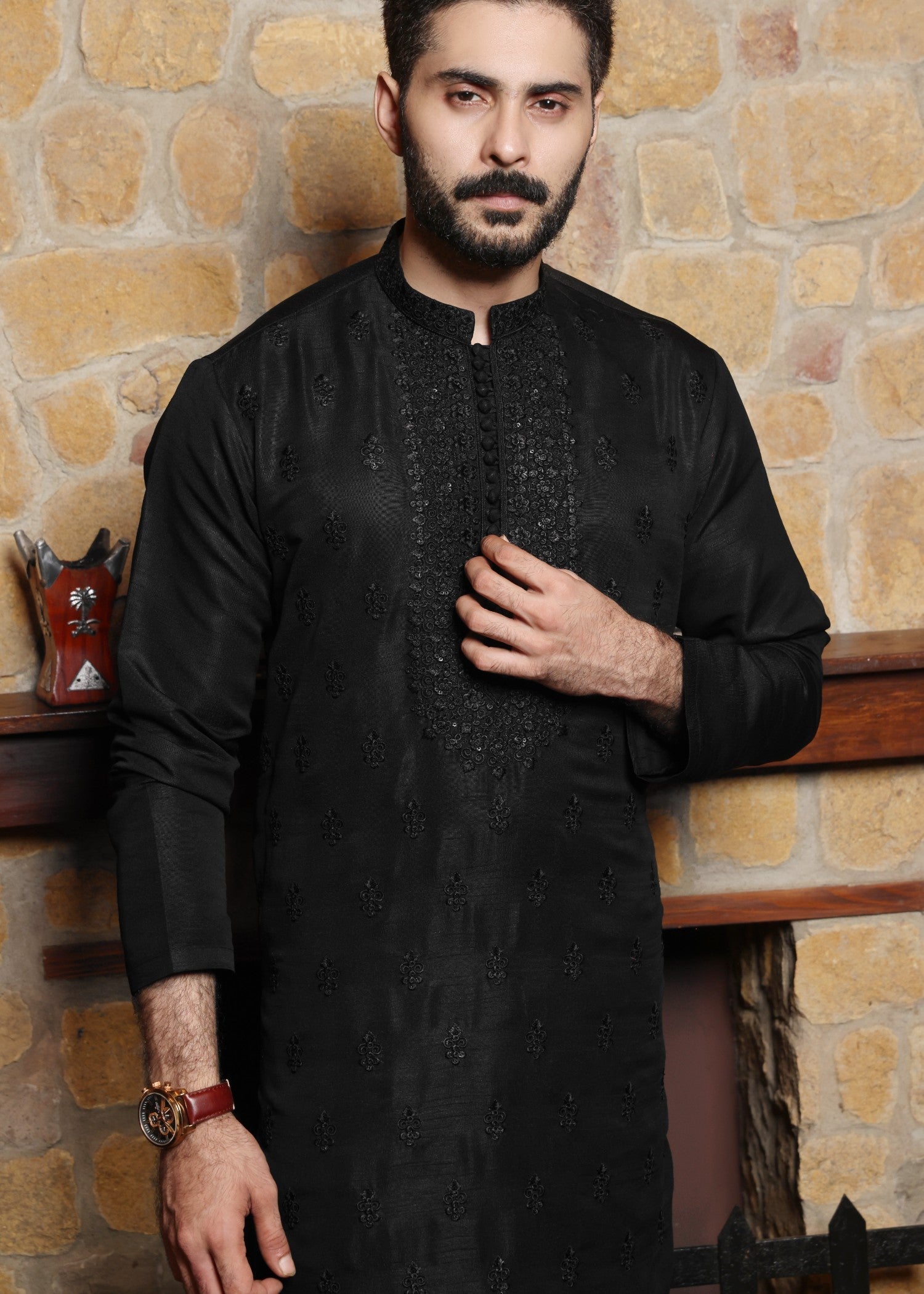 pk raw silk Kurta Set in Black