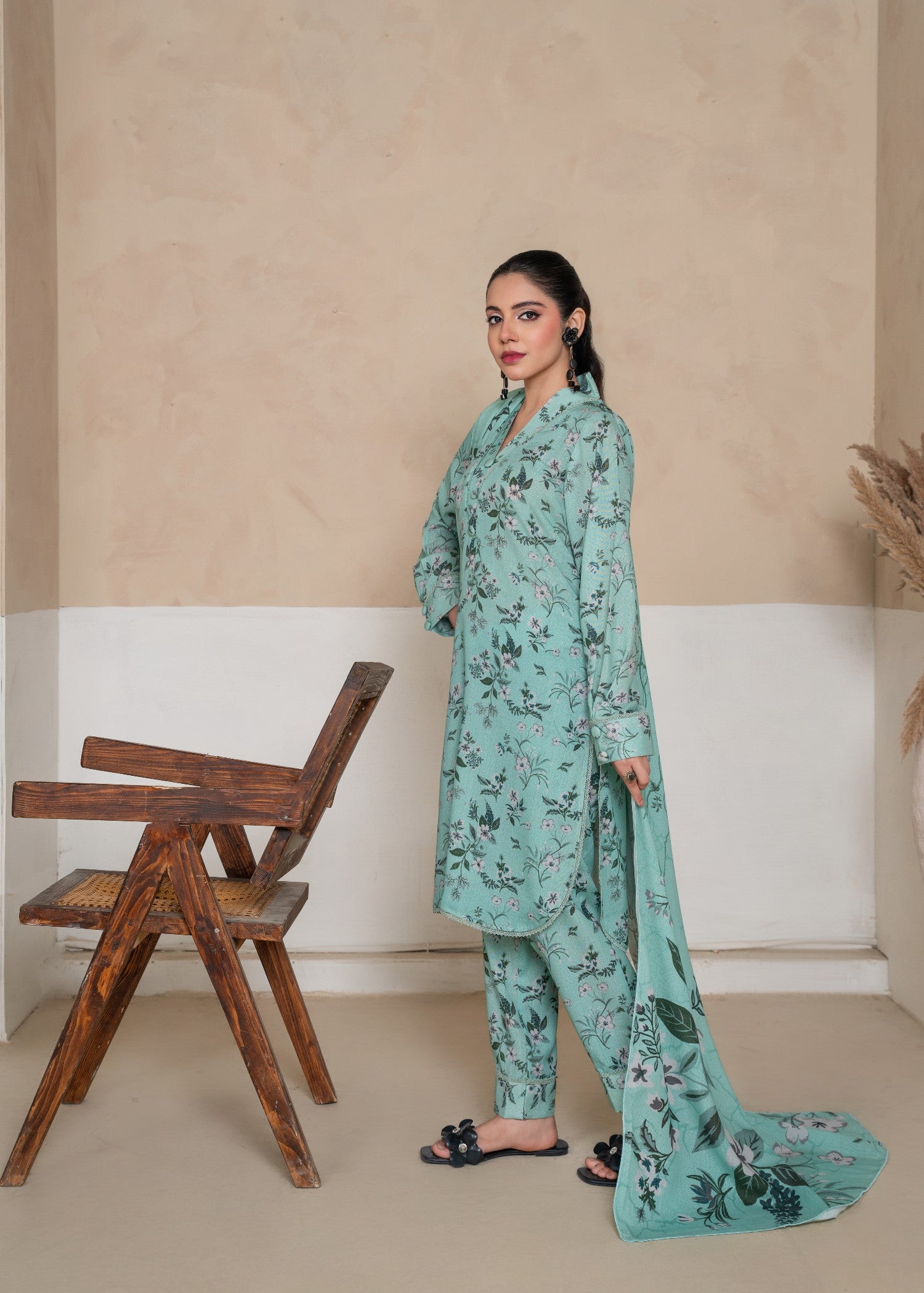 karandi Kurta Set in Pastel green