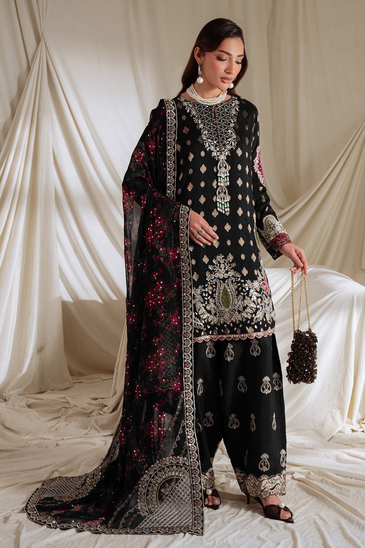 Omara Eid Formals – NEL-95