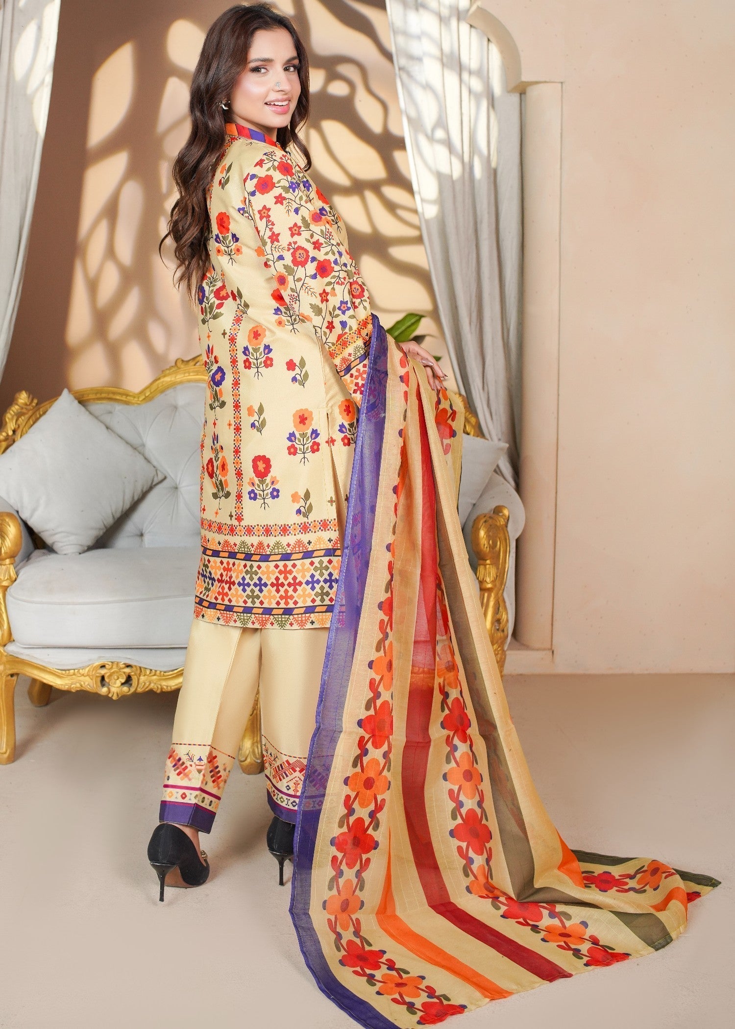 polyester crepe Kurta Set in Pale yellow