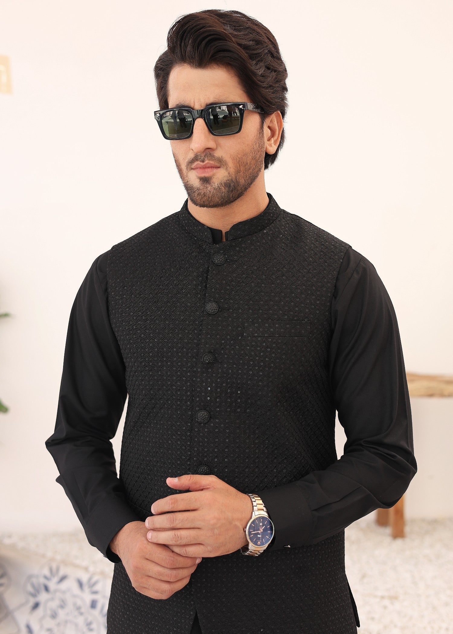 masuri Waistcoat in Jet black