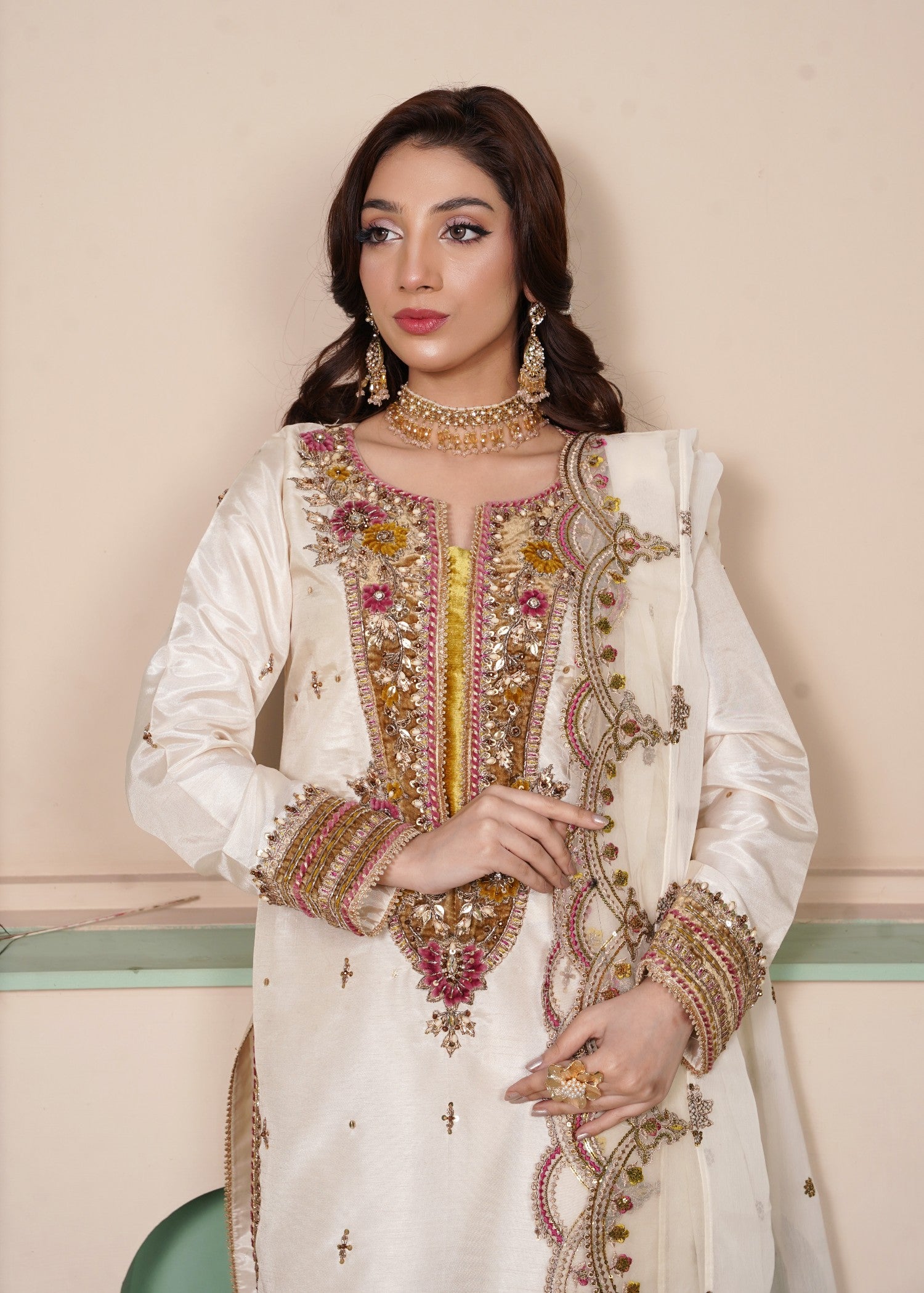 tussar silk Kurta Set in Floral white