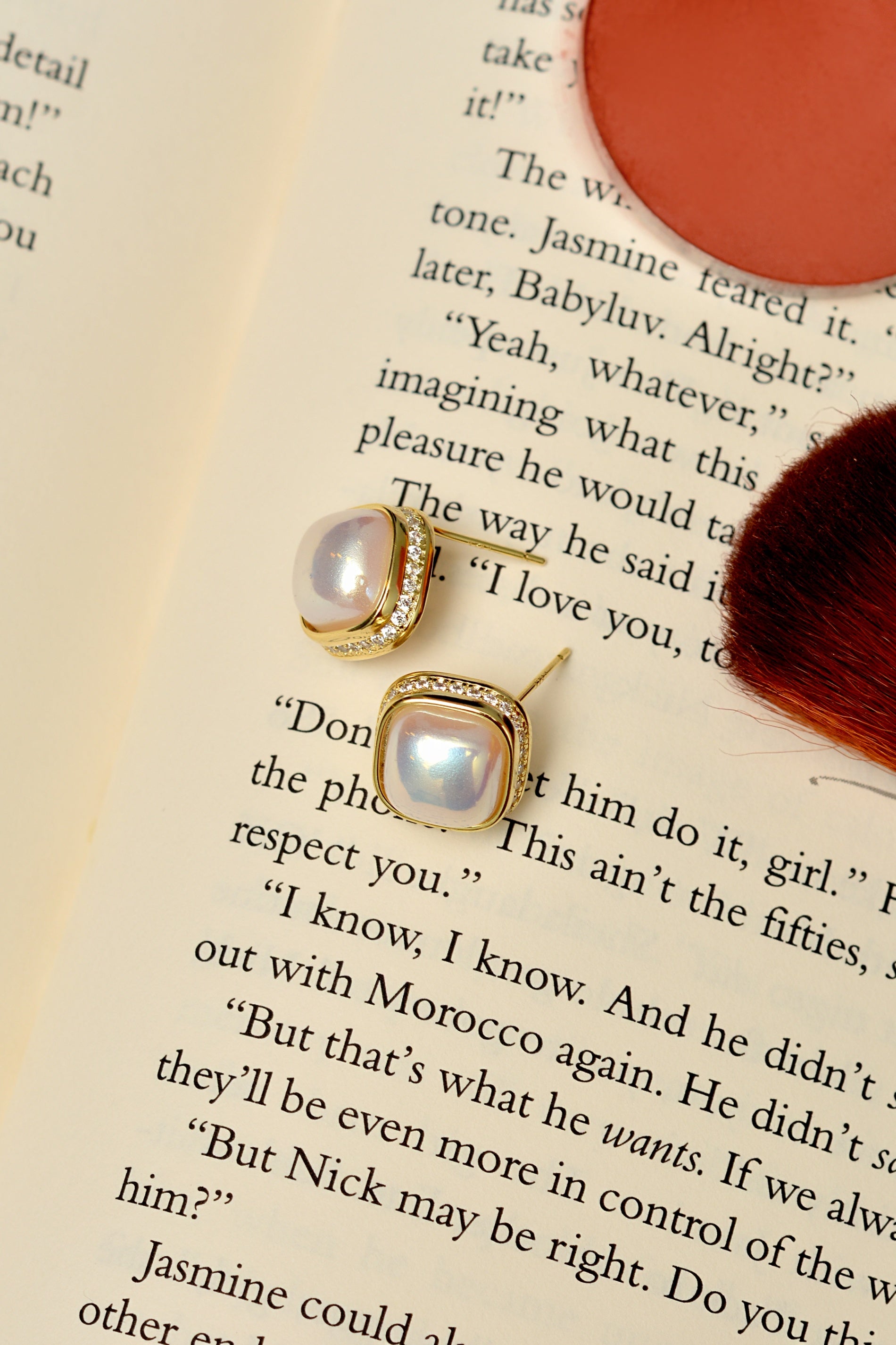 Studs in White Color by - Trendy Women Studs TWK0274