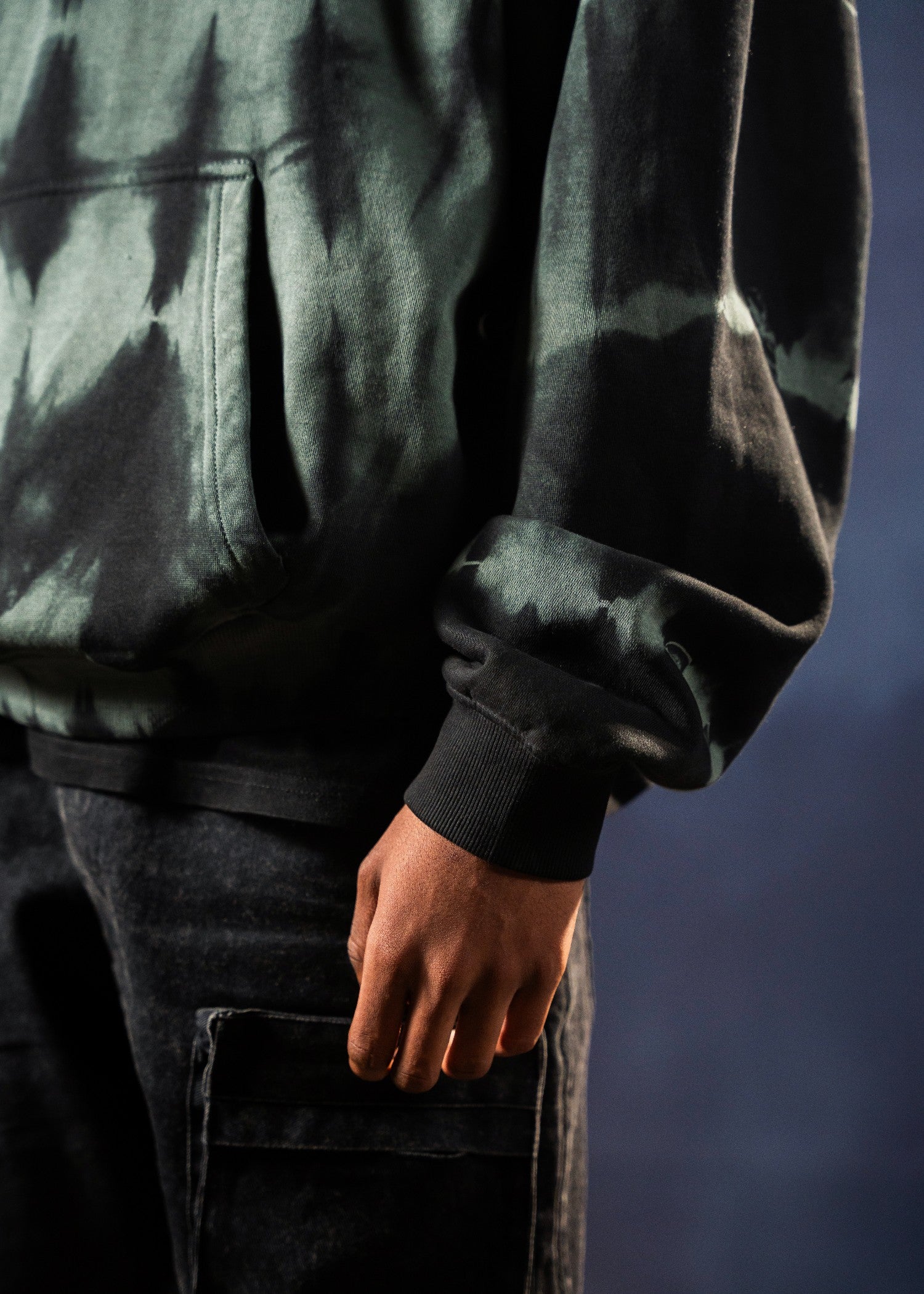 polycotton Hoodie in Black, moss green, army green