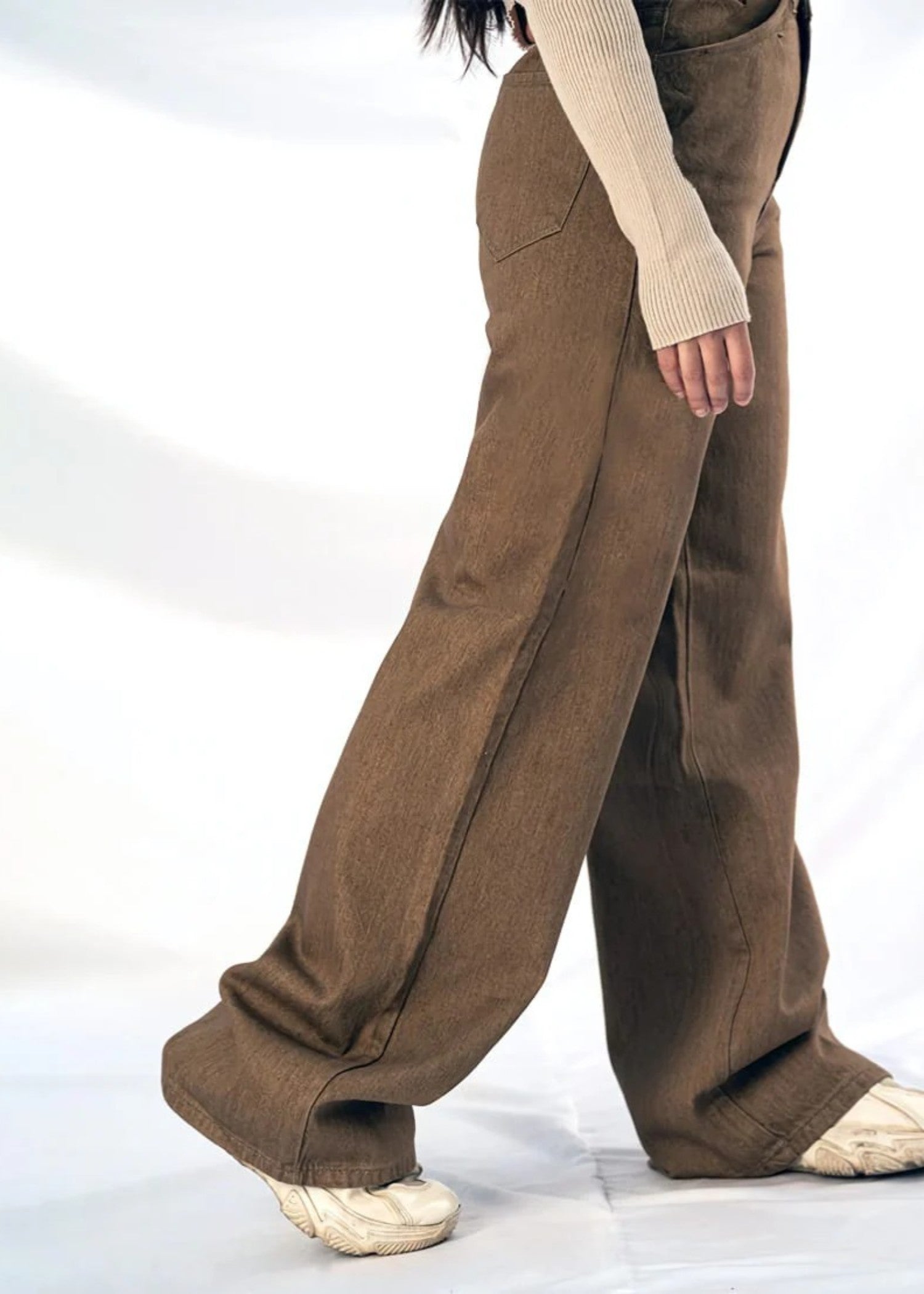 denim Jeans in Camel brown