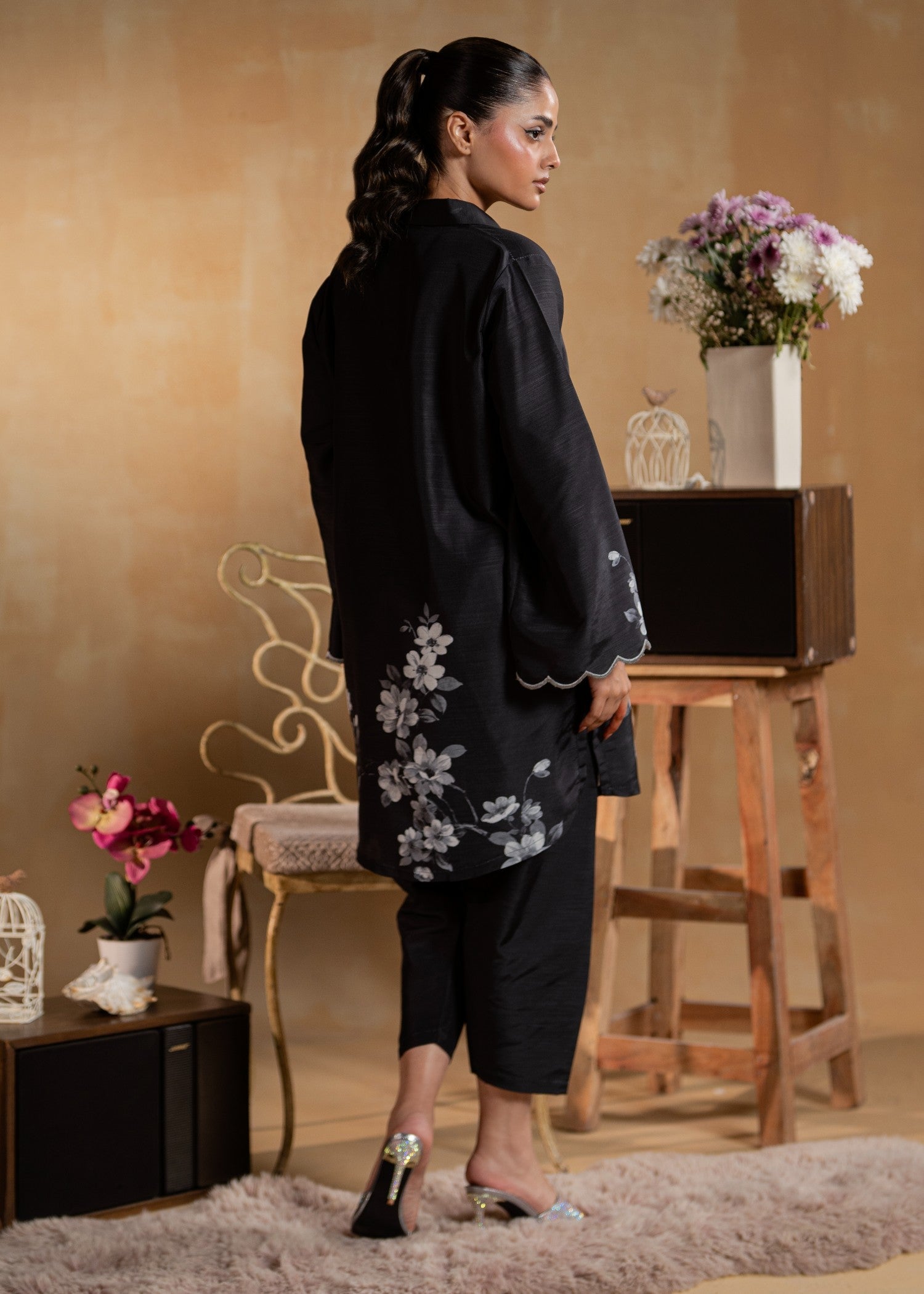 fine khaddar Kurta Set in Black