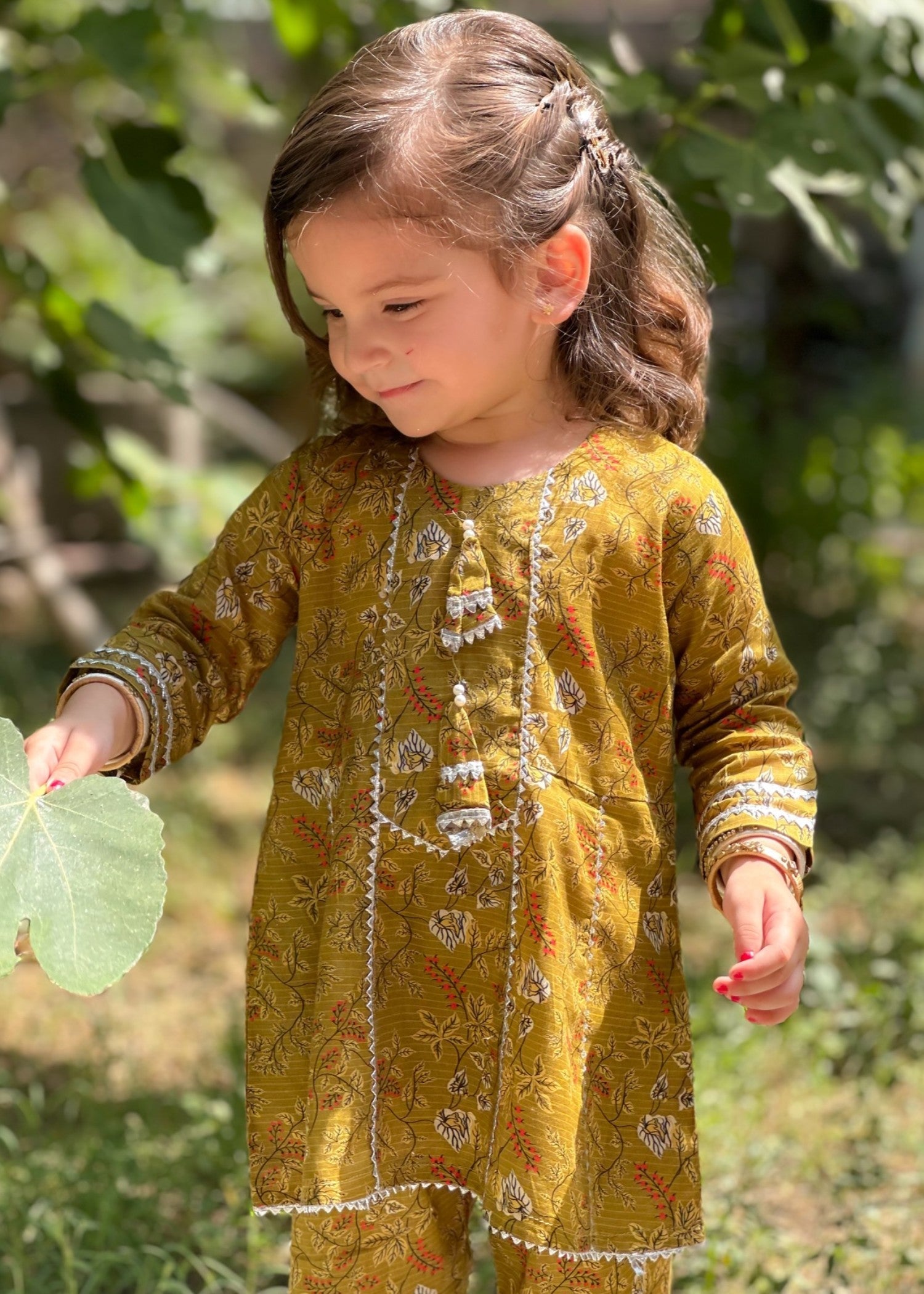 lawn Short Frock in Olive green