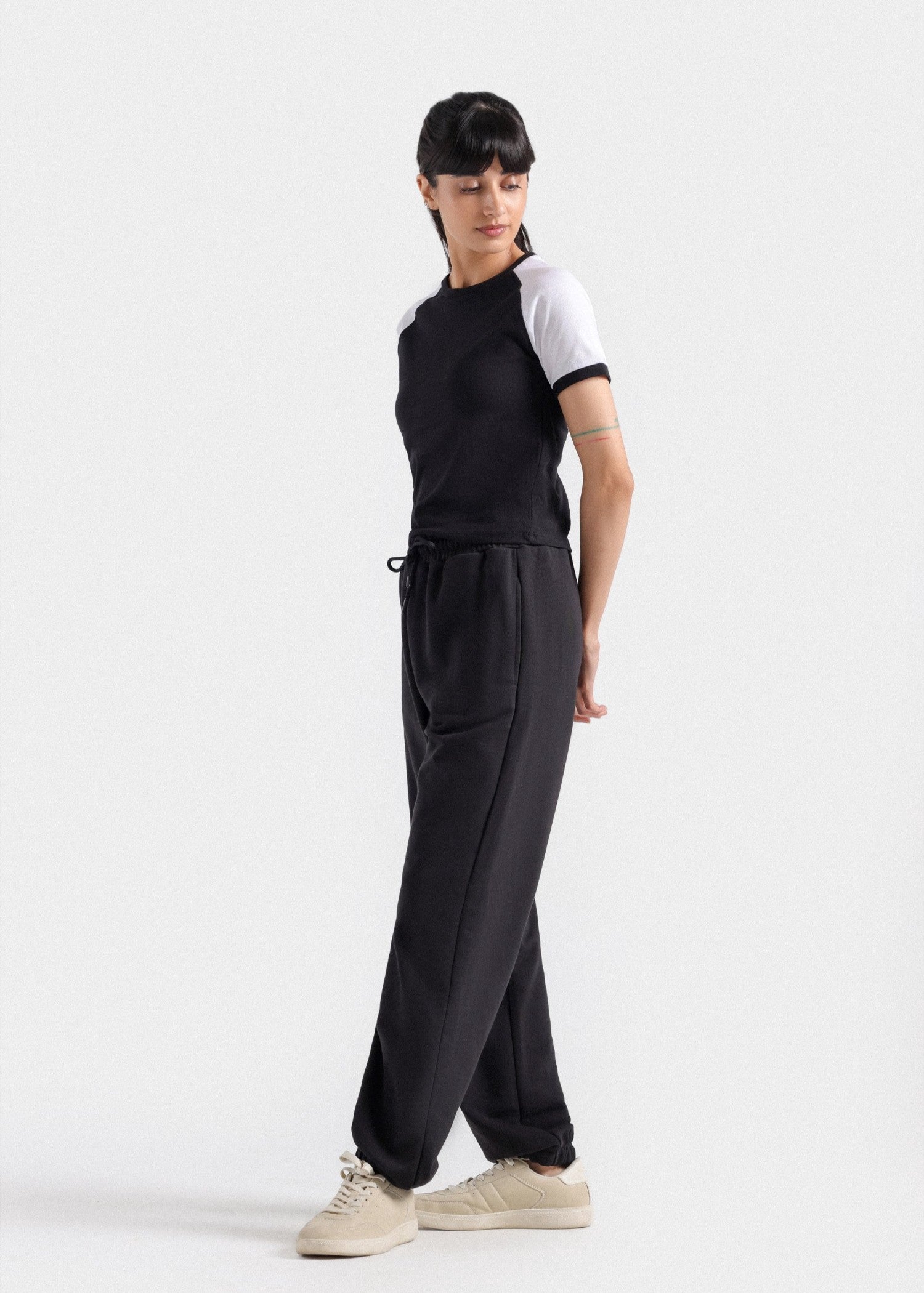 cotton T Shirt in Black, white