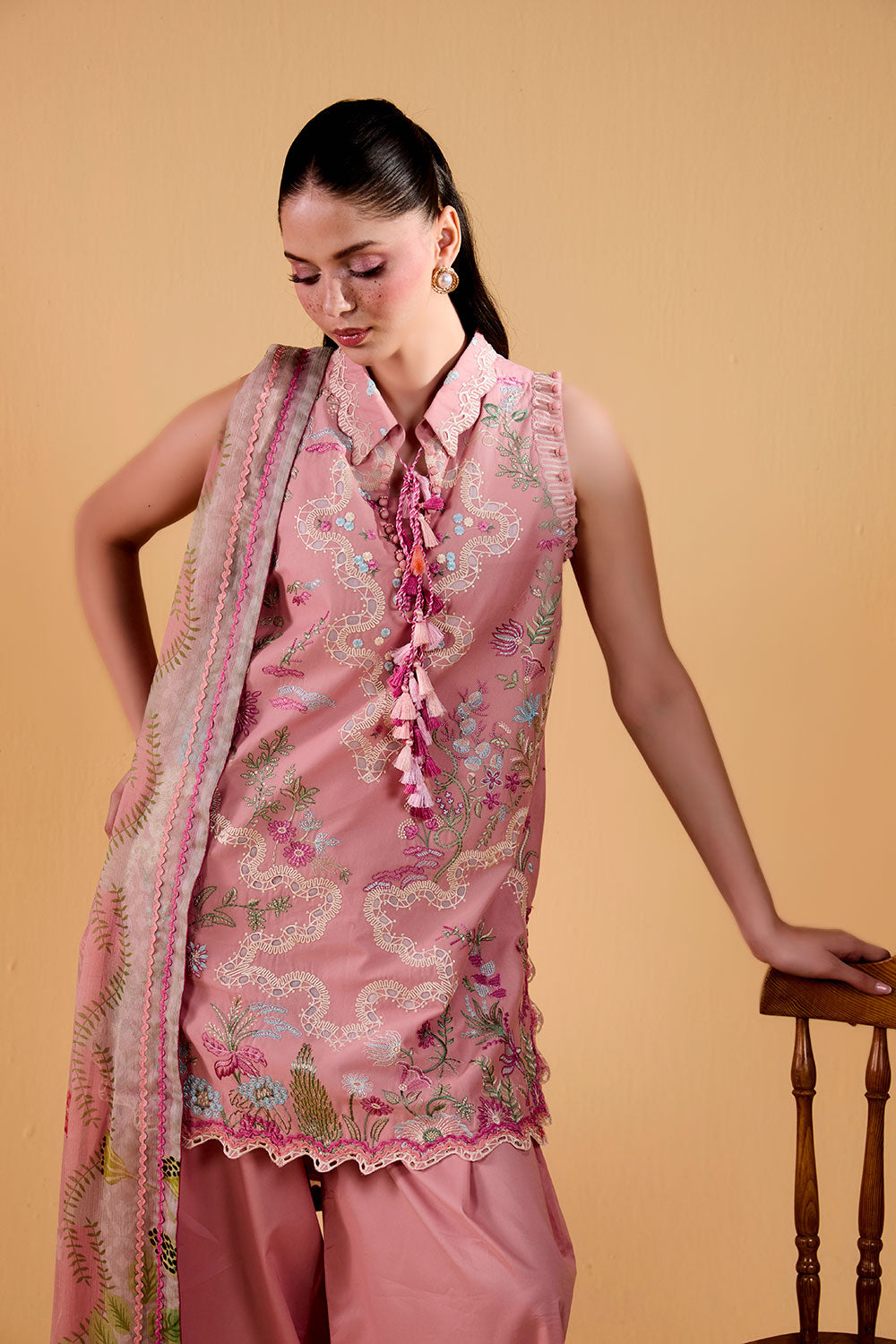 Vital Luxury Lawn Vol-2 – D-6B