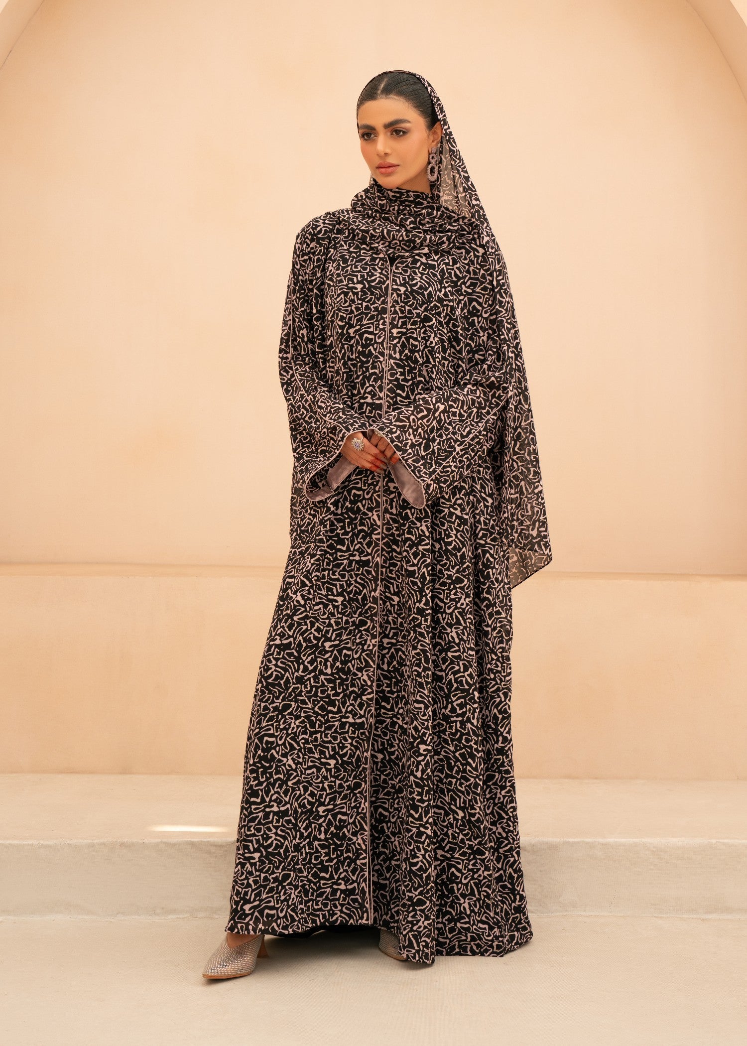 chiffon Abaya in Black, walnut brown