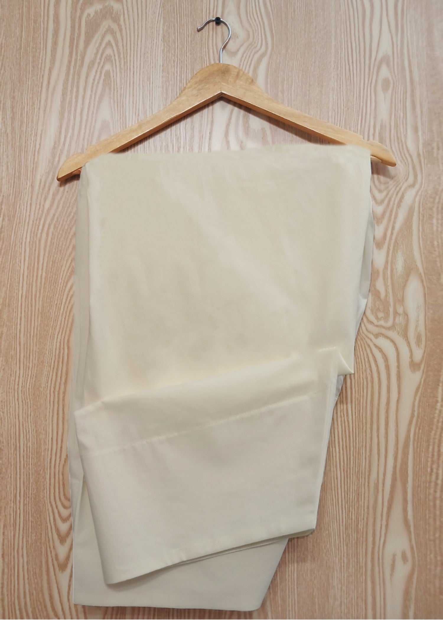 lawn Shalwar in Off-white
