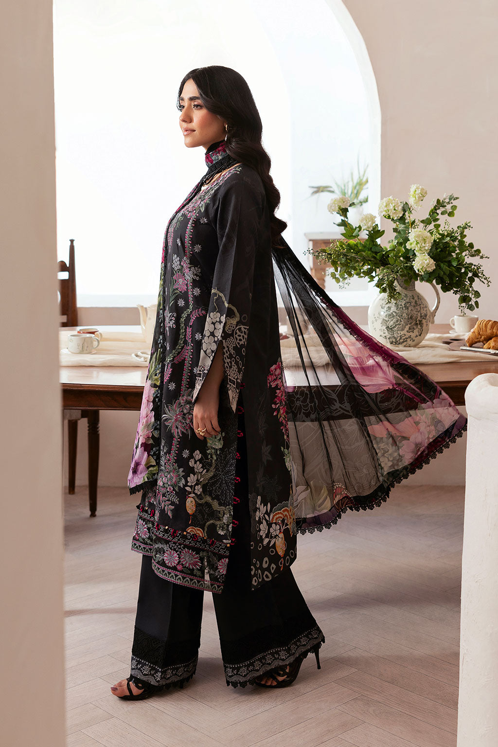 Mashaal Lawn – L-1403