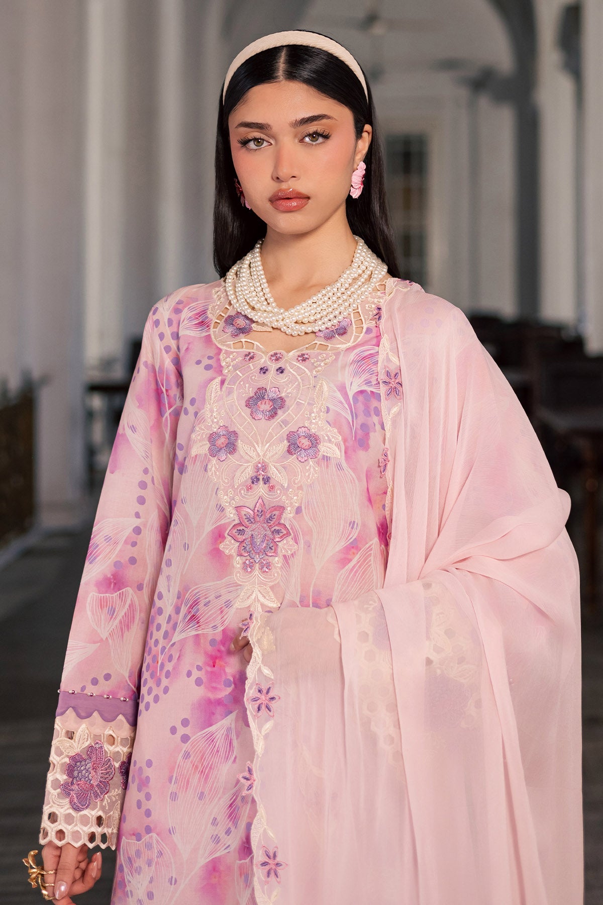 Maya Lawn – NS-165