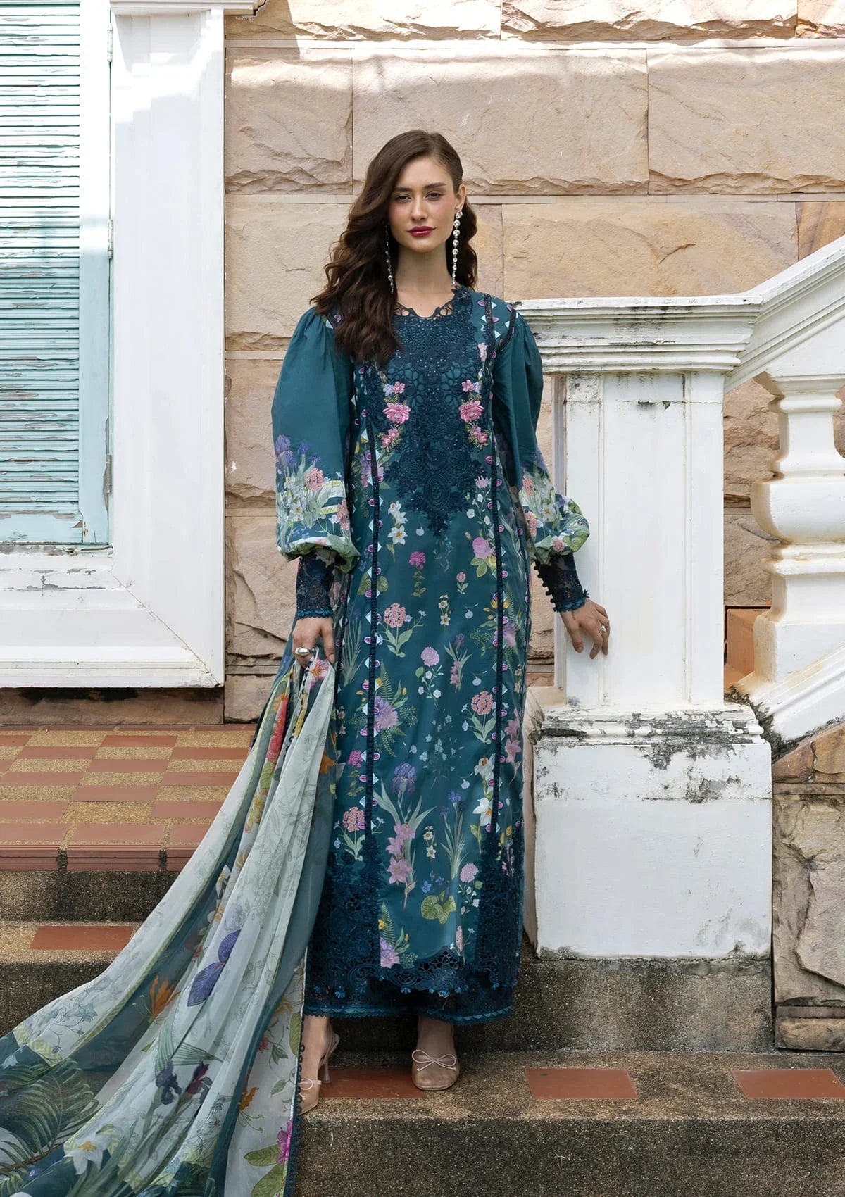 Signature Embroidered Lawn Prints – ESA-5A OCEANA VEIL