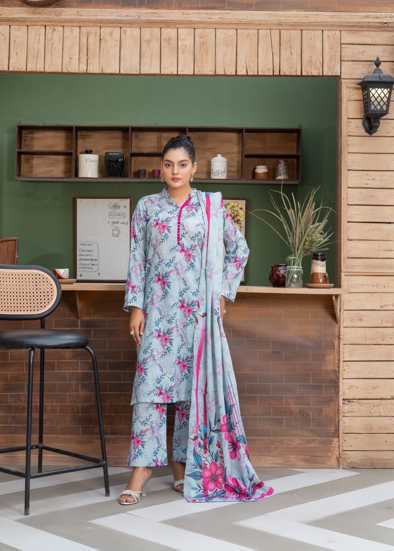 lawn Kurta Set in Blue lagoon